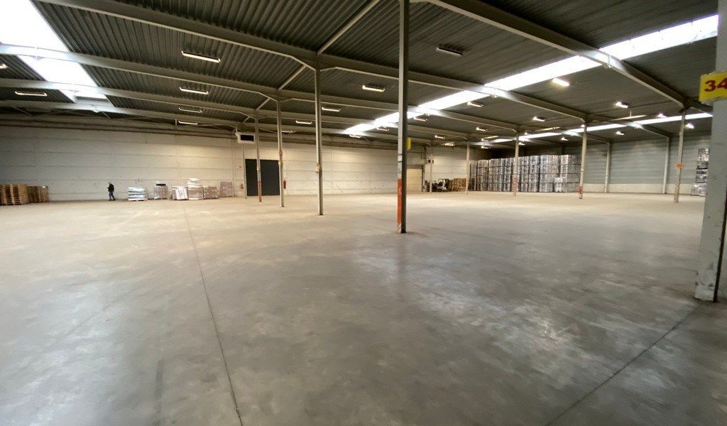 Logistieke loods te huur in I.Z. Krekelenberg Boom foto 8
