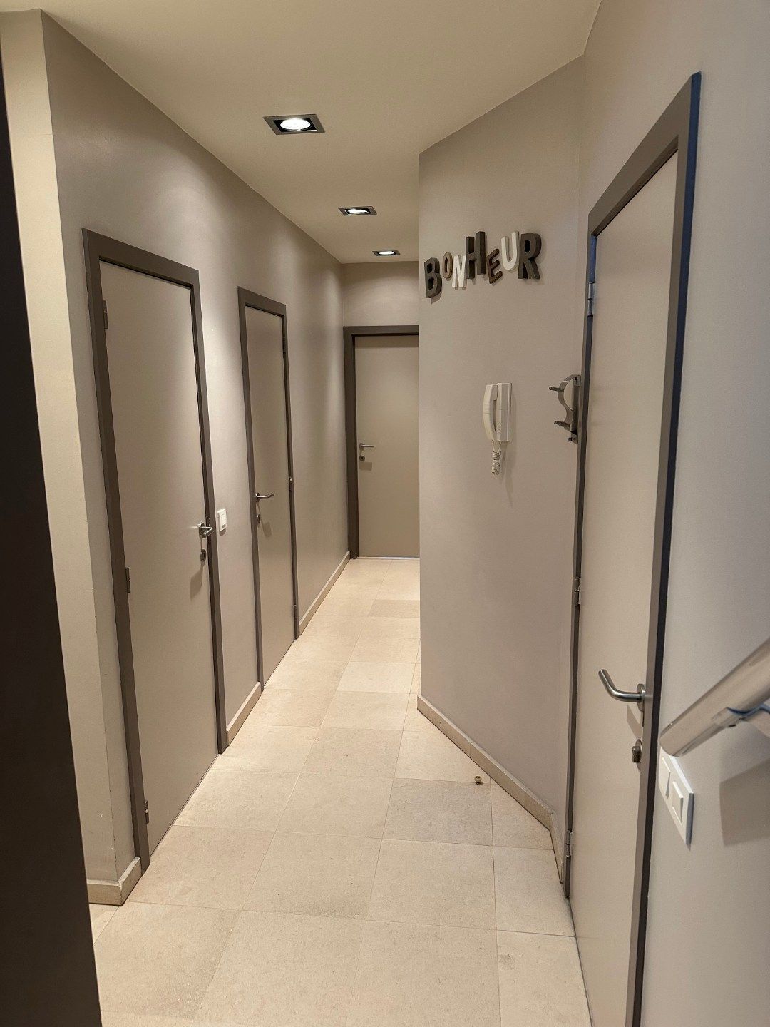 PRACHTIGE GEMEUBELDE PENTHOUSE TE KOOP OP 100 M. VAN HET STRAND IN KOKSIJDE foto 9