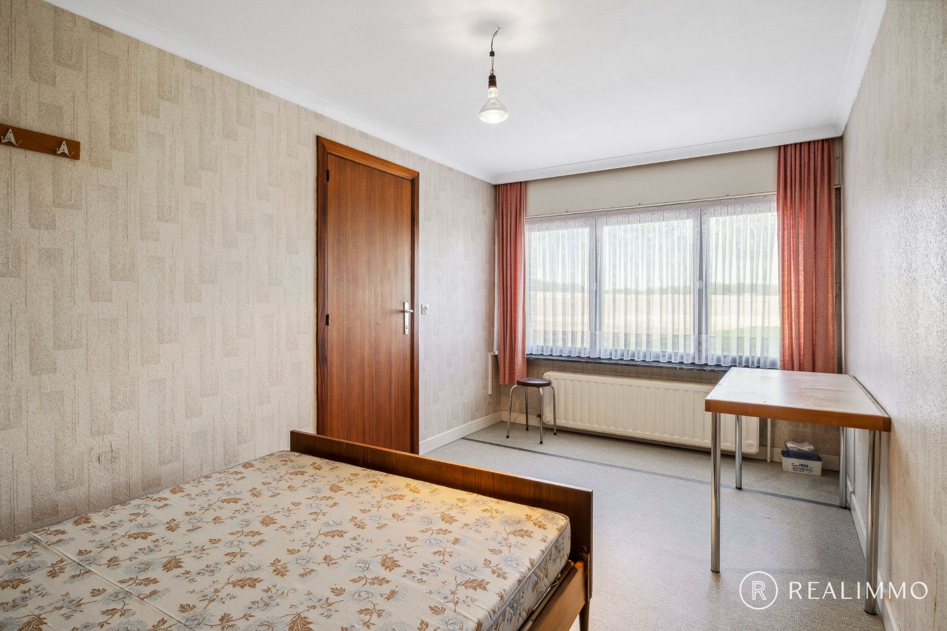Stevige woning op ruim perceel met prachtige ligging! foto 12