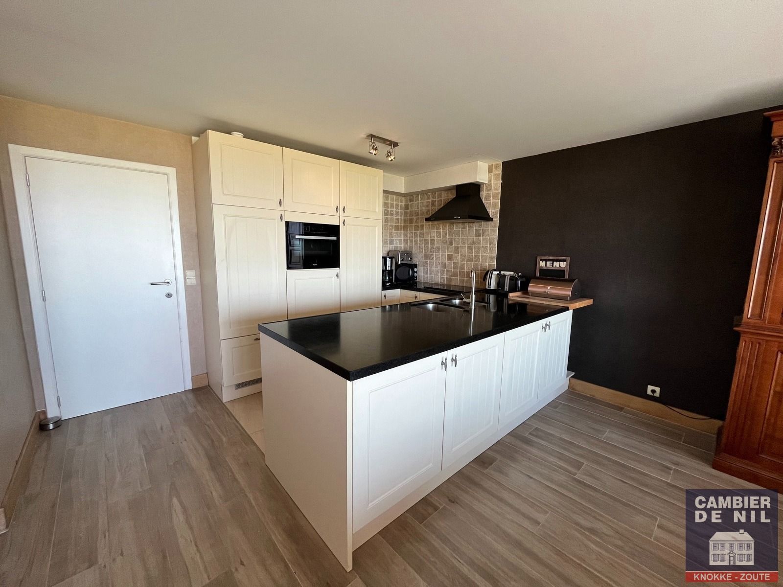 UNIEK GELEGEN 3 slaapkamer appartement met FRONTAAL ZEEZICHT foto 7