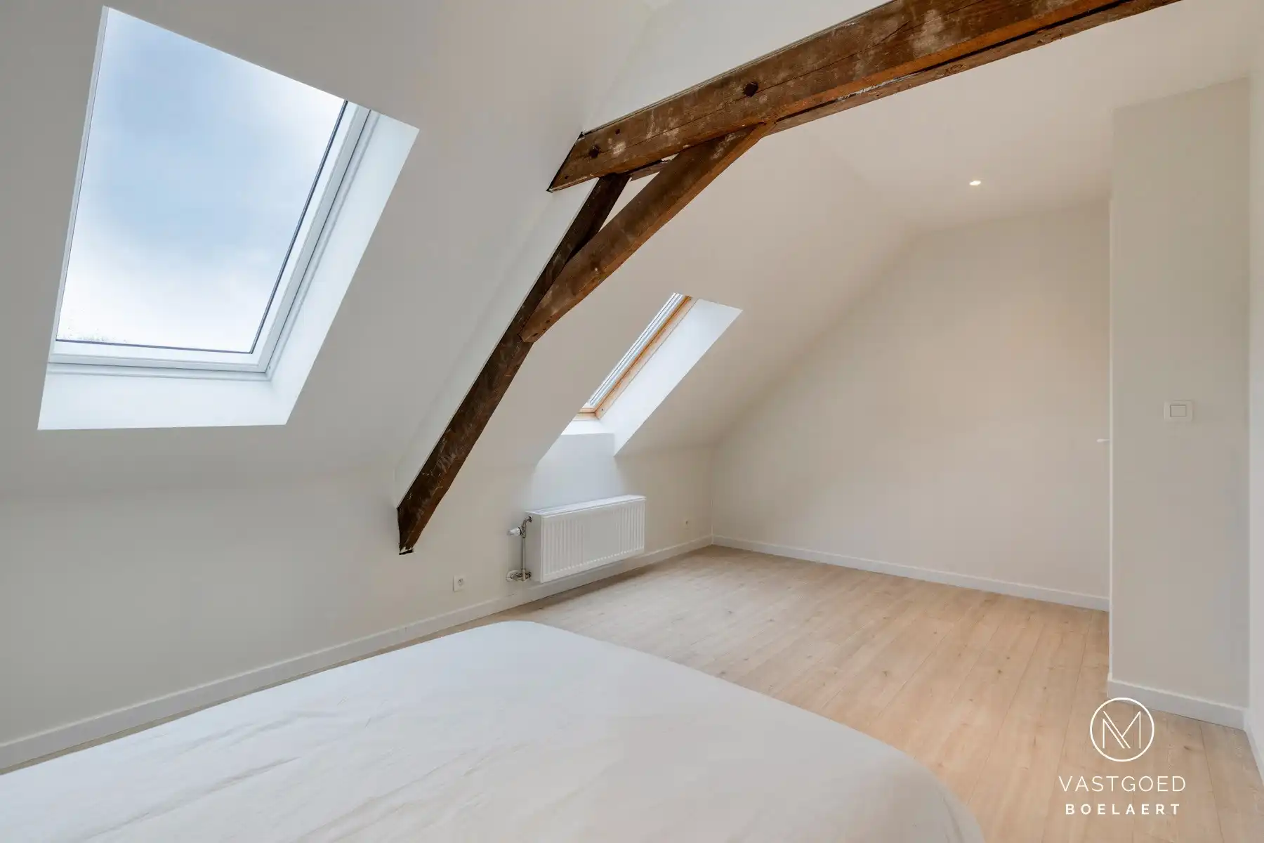Volledig gerenoveerde woning met idyllische tuin en polyvalent bijgebouw in Aspelare foto 23