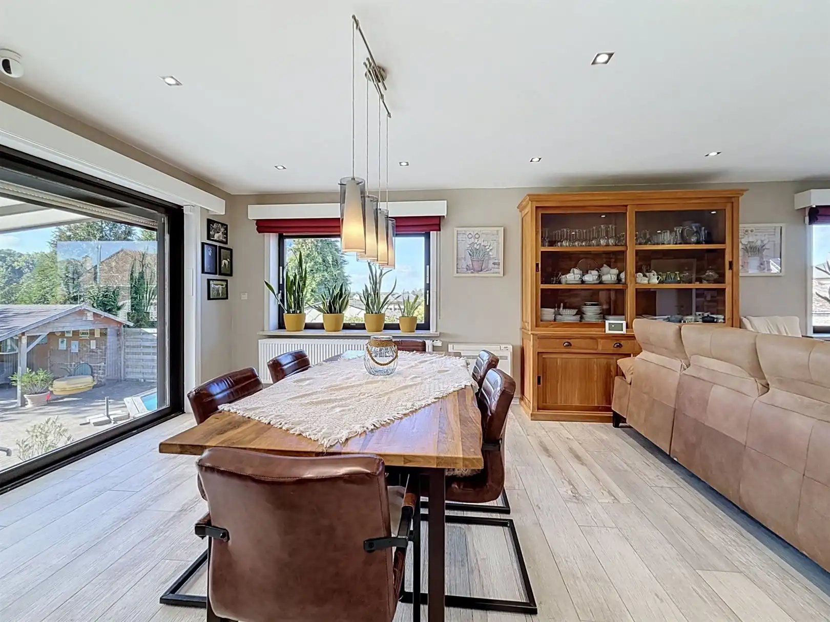 Ruime open bebouwing (bungalow), 3 slpks, 14a 10ca foto 13