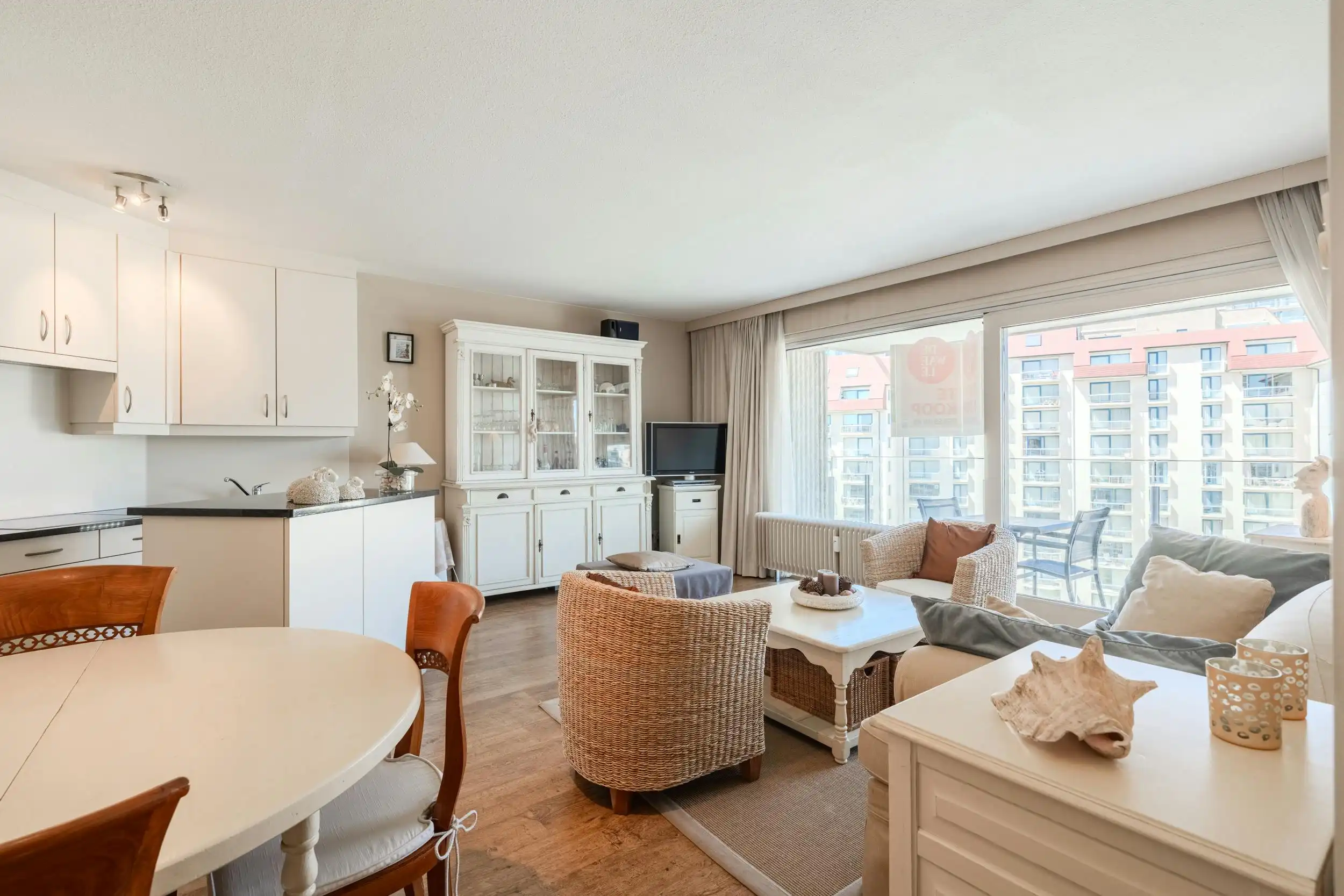Centraal gelegen 1 slaapkamer appartement te Nieuwpoort foto 2