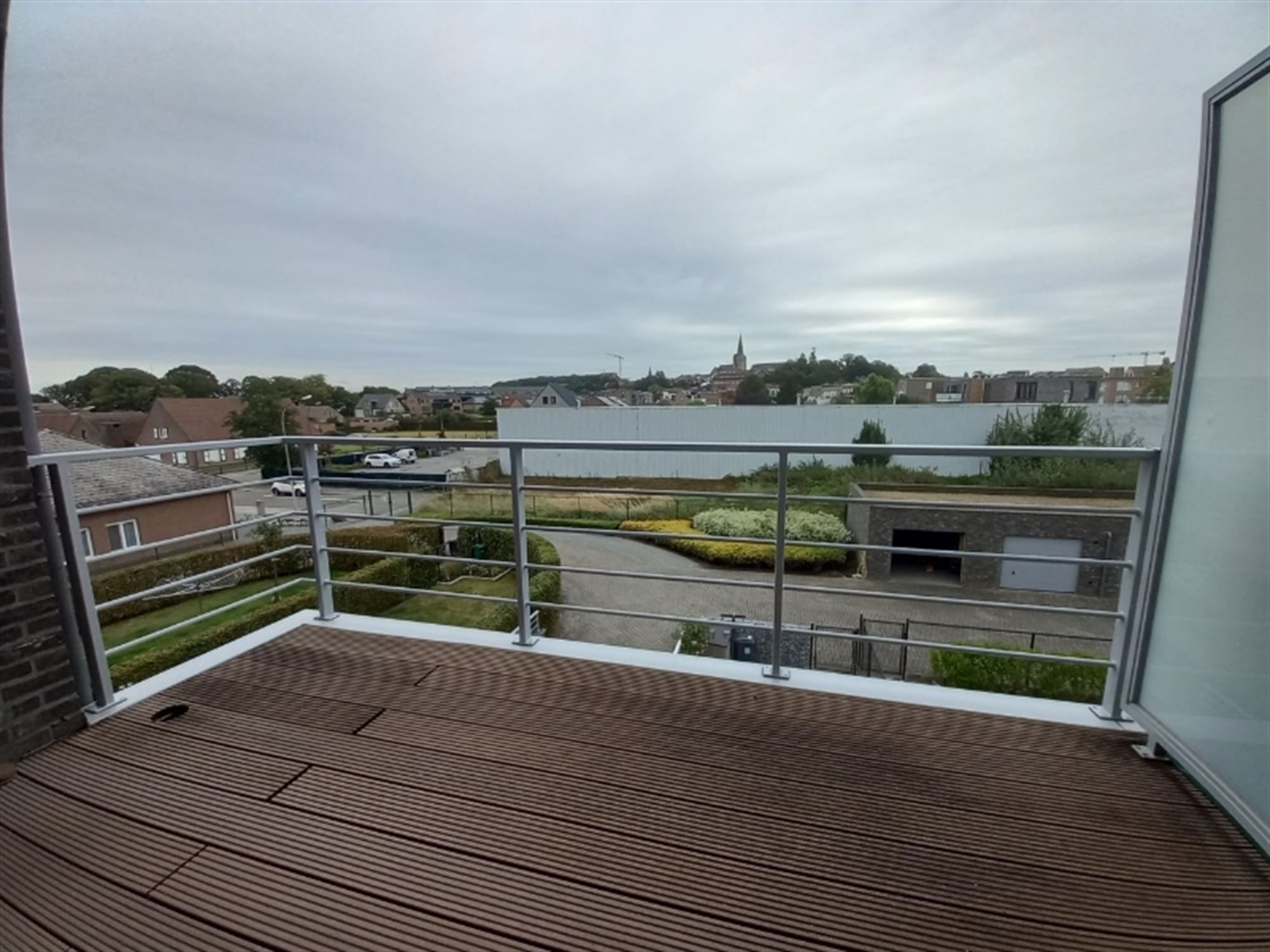 Ruim 2 slaapkamer appartement in het centrum foto 8