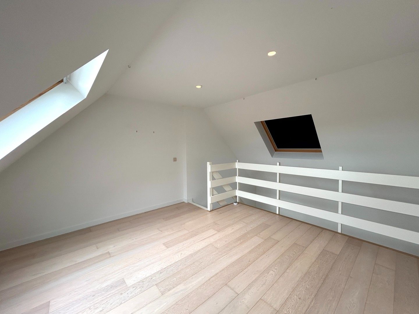 Instapklare stadswoning met zonneterras te Roeselare! foto 10