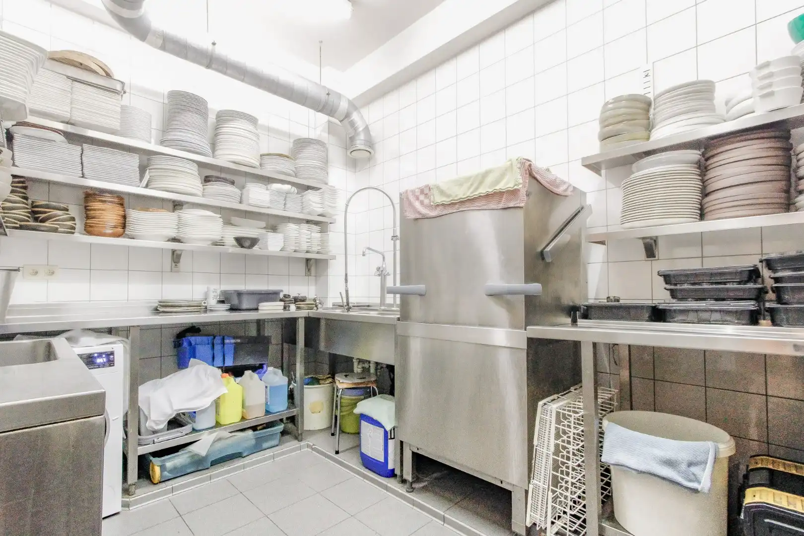 Over te nemen  – Volledig uitgerust toprestaurant | Heldenplein 33, Knokke-Heist foto 23