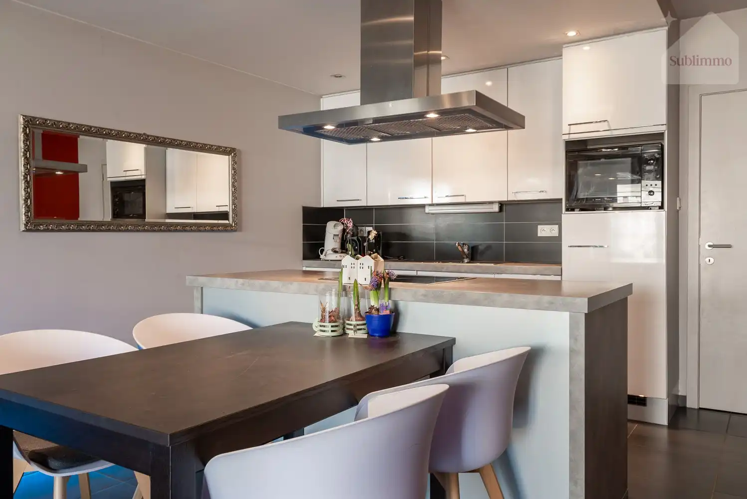 Instapklaar gelijkvloers appartement met tuin en garage in hartje Geel foto 6