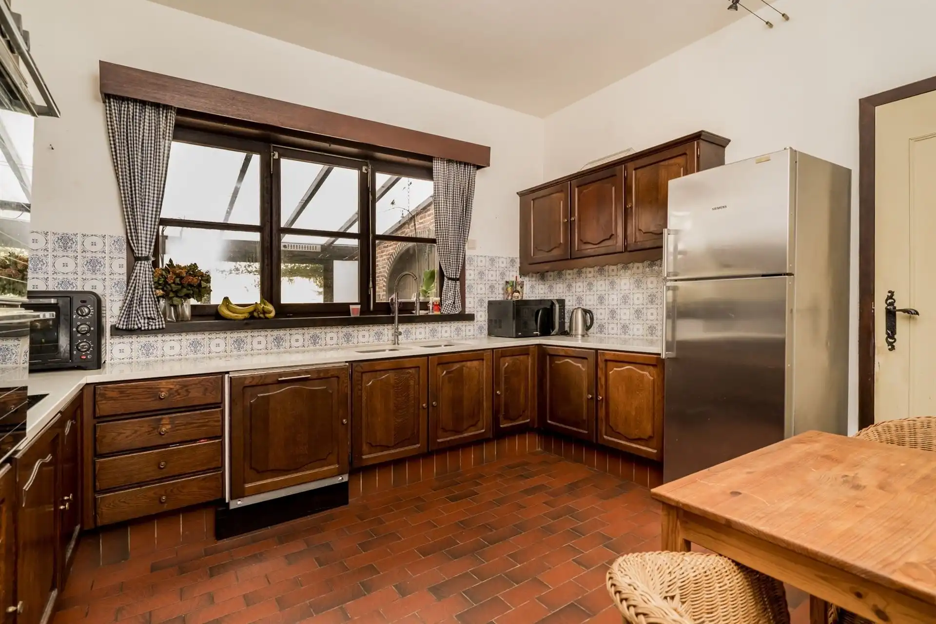 Te renoveren woning met grote tuin en eigen bos in rustig Bonheiden.  foto 5