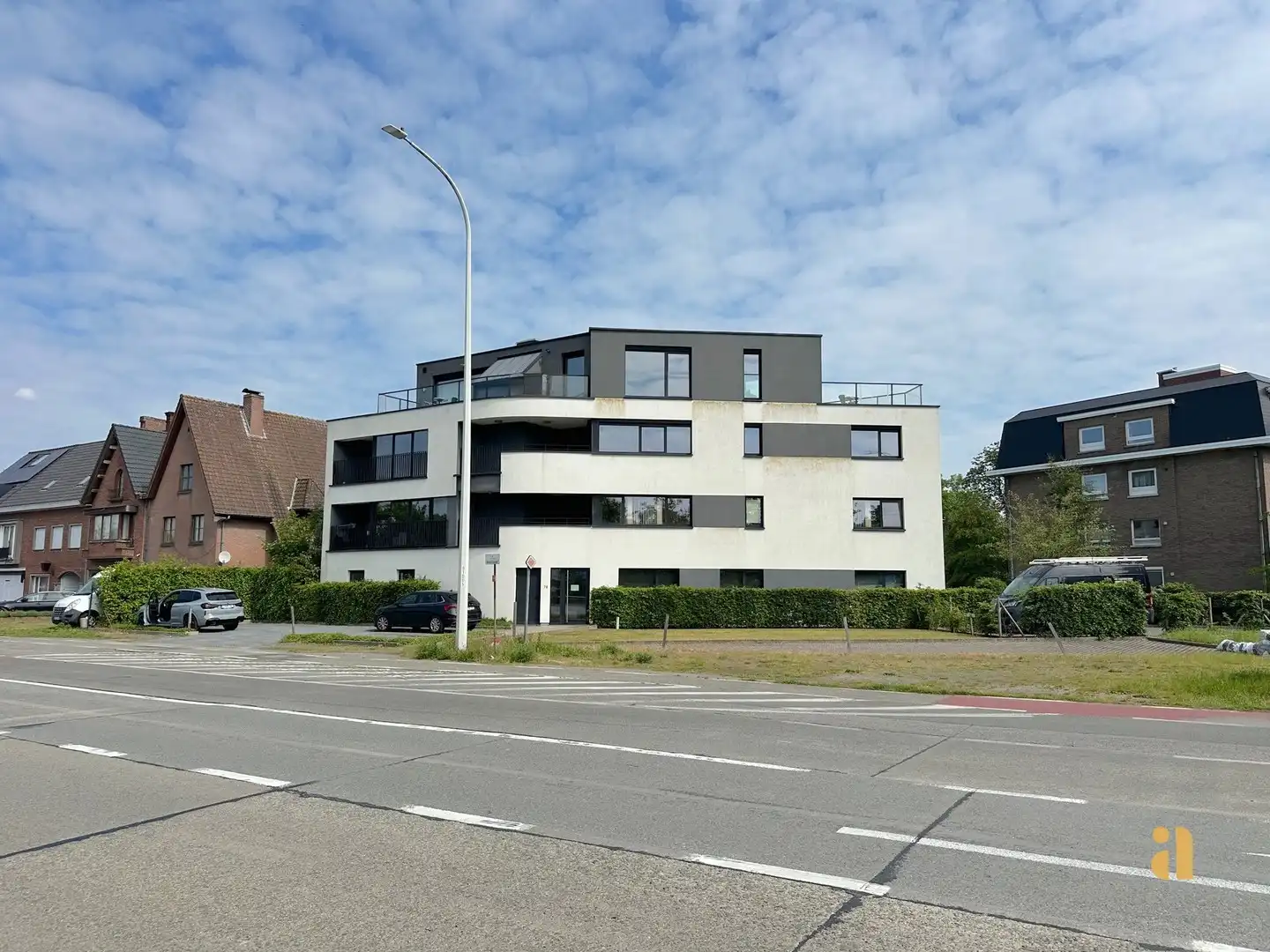 Zonnig en lichtrijk appartement met waterzicht foto 25