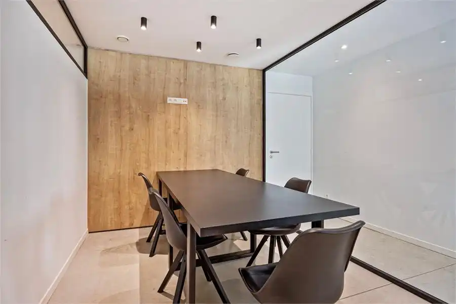 Modern kantoorgebouw te huur op toplocatie in Tessenderlo-Ham foto 11