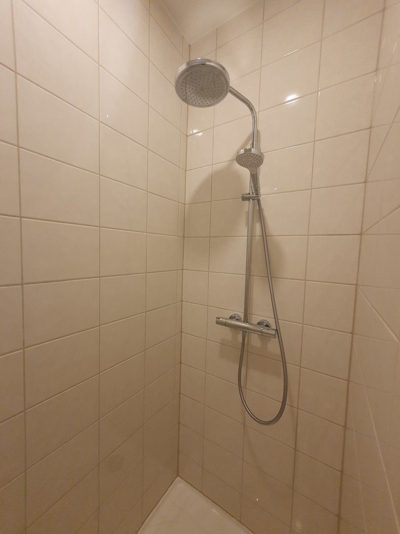 Instapklaar, duurzaam afgewerkt appartement te huur in Sint-Amandsberg foto 16