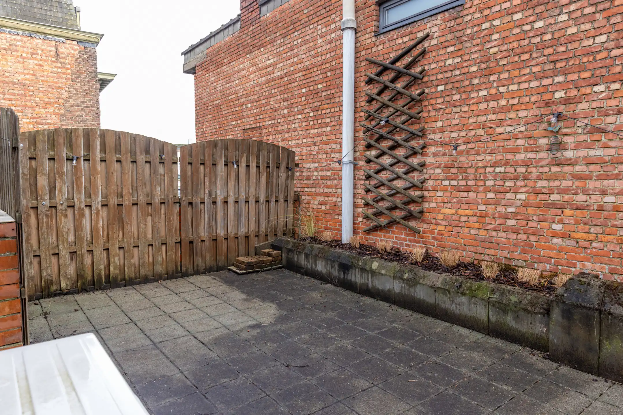 Karaktervolle gesloten bebouwing in het centrum van Sint-Amands, nabij de Schelde foto 33