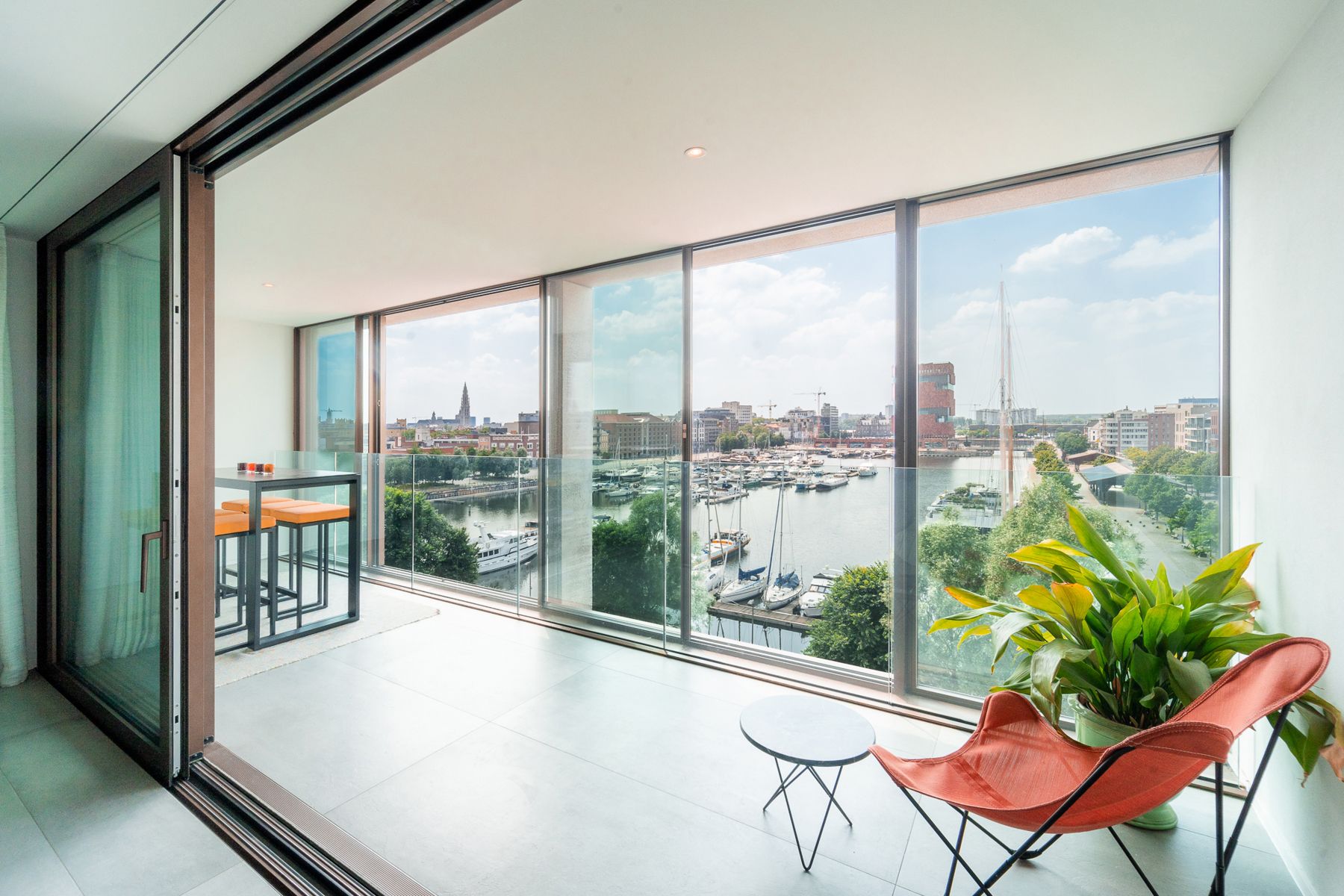 Luxe appartement met fenomenaal zicht op het MAS foto 1