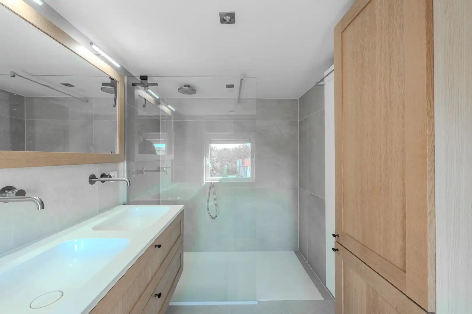 Gezinswoning met 3 à 4 slpks en garage in het centrum foto 9