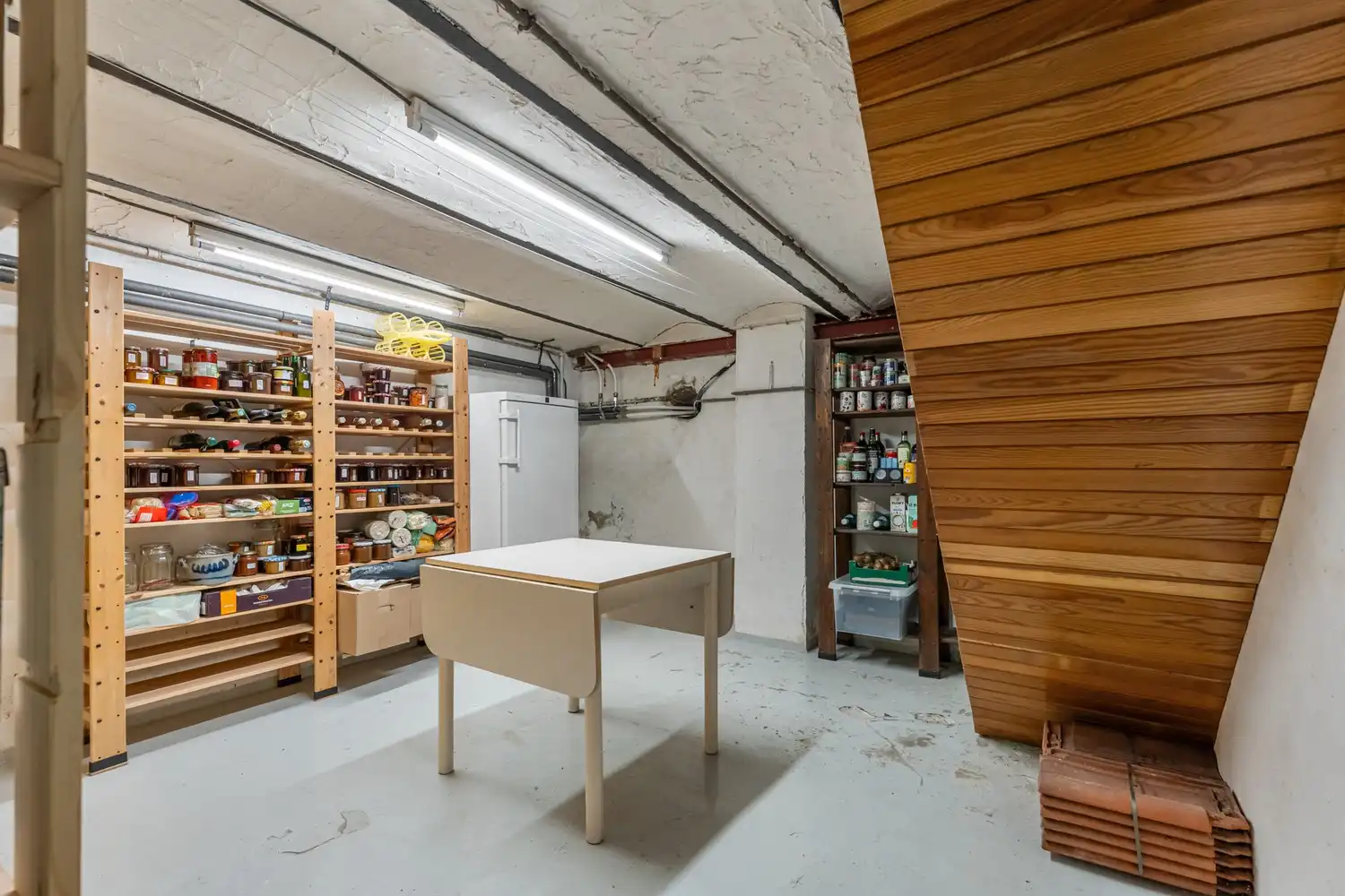 Goed gelegen en energiezuinige(B-label) woning met 3 slaapkamers en een tuin nabij het station van Leuven! foto 24