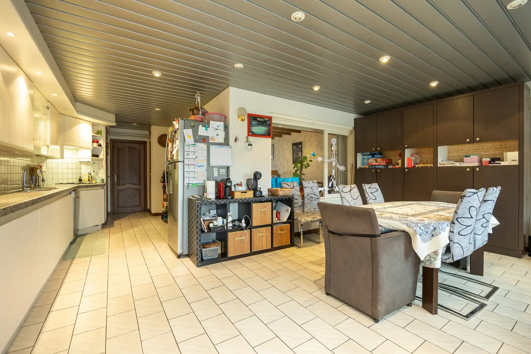 Charmante woning met drie slaapkamers. foto 15