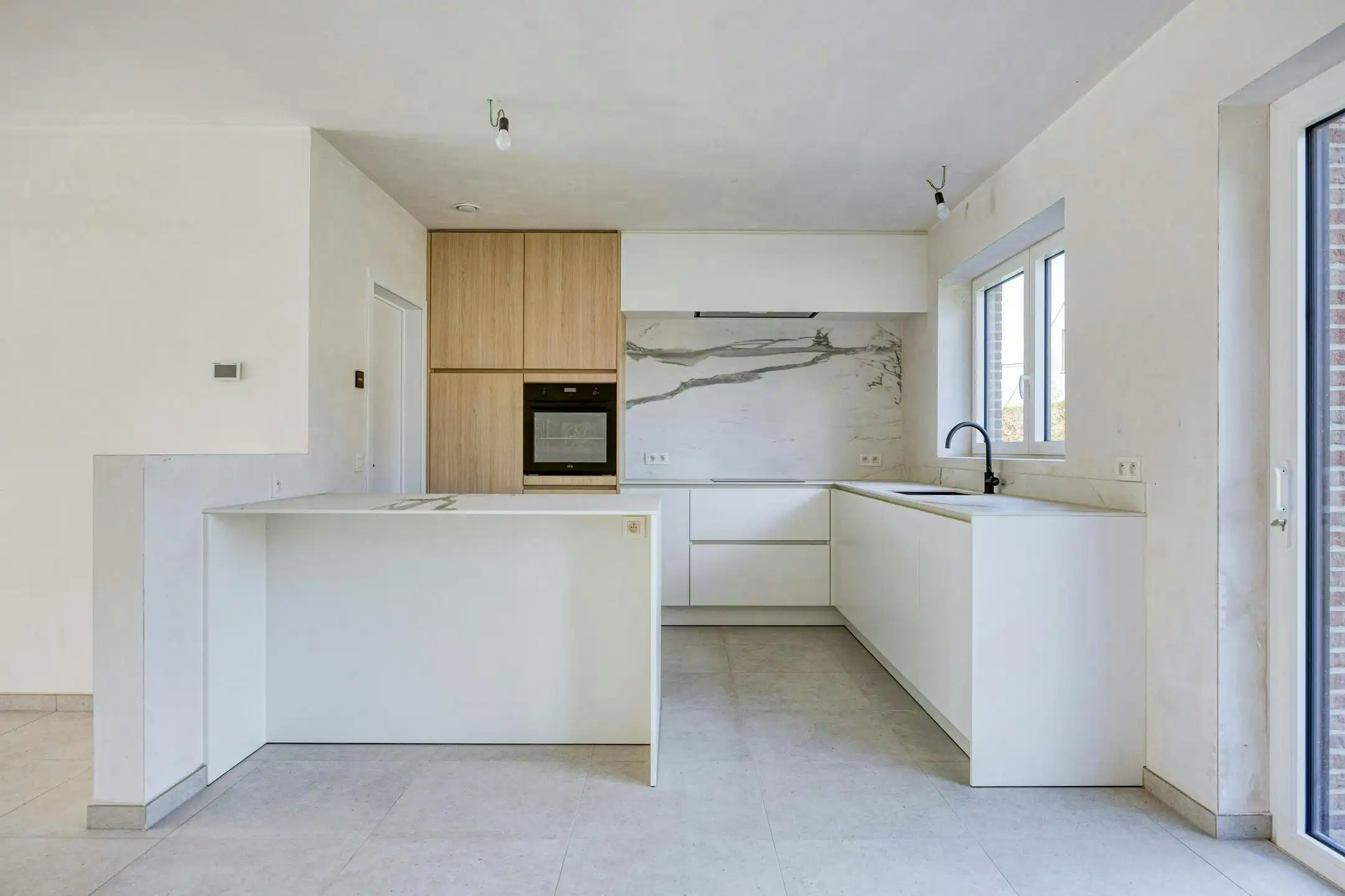 Afgewerkte nieuwbouwwoning te koop in Desselgem foto 7