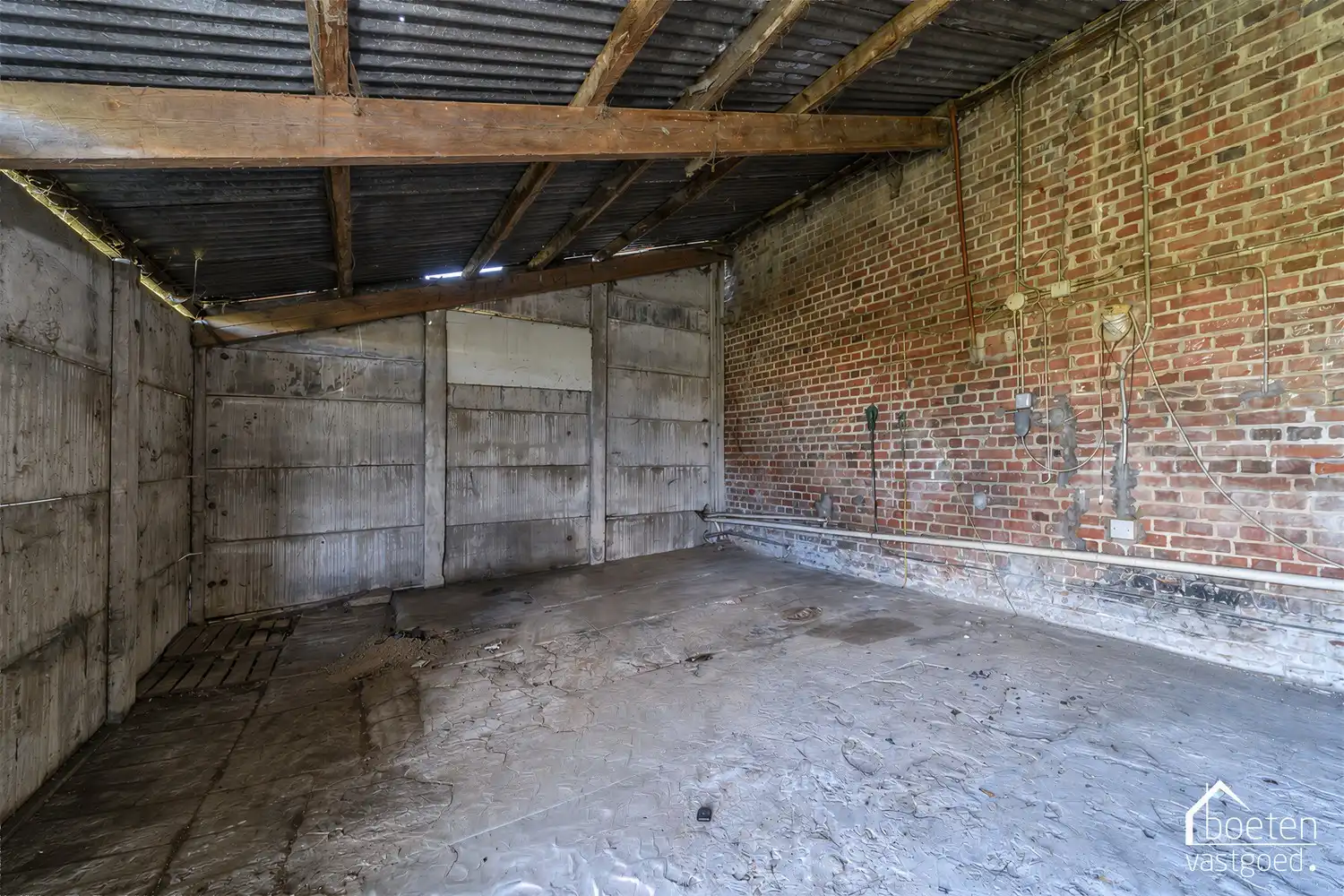 Leisele :Landelijk gelegen renovatiewoning op 1.477 m² grondoppervlakte met prachtig open zicht. foto 15