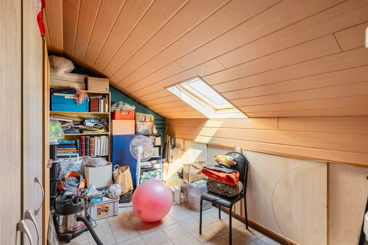 Open bebouwing met ruime tuin en tal van mogelijkheden foto 18