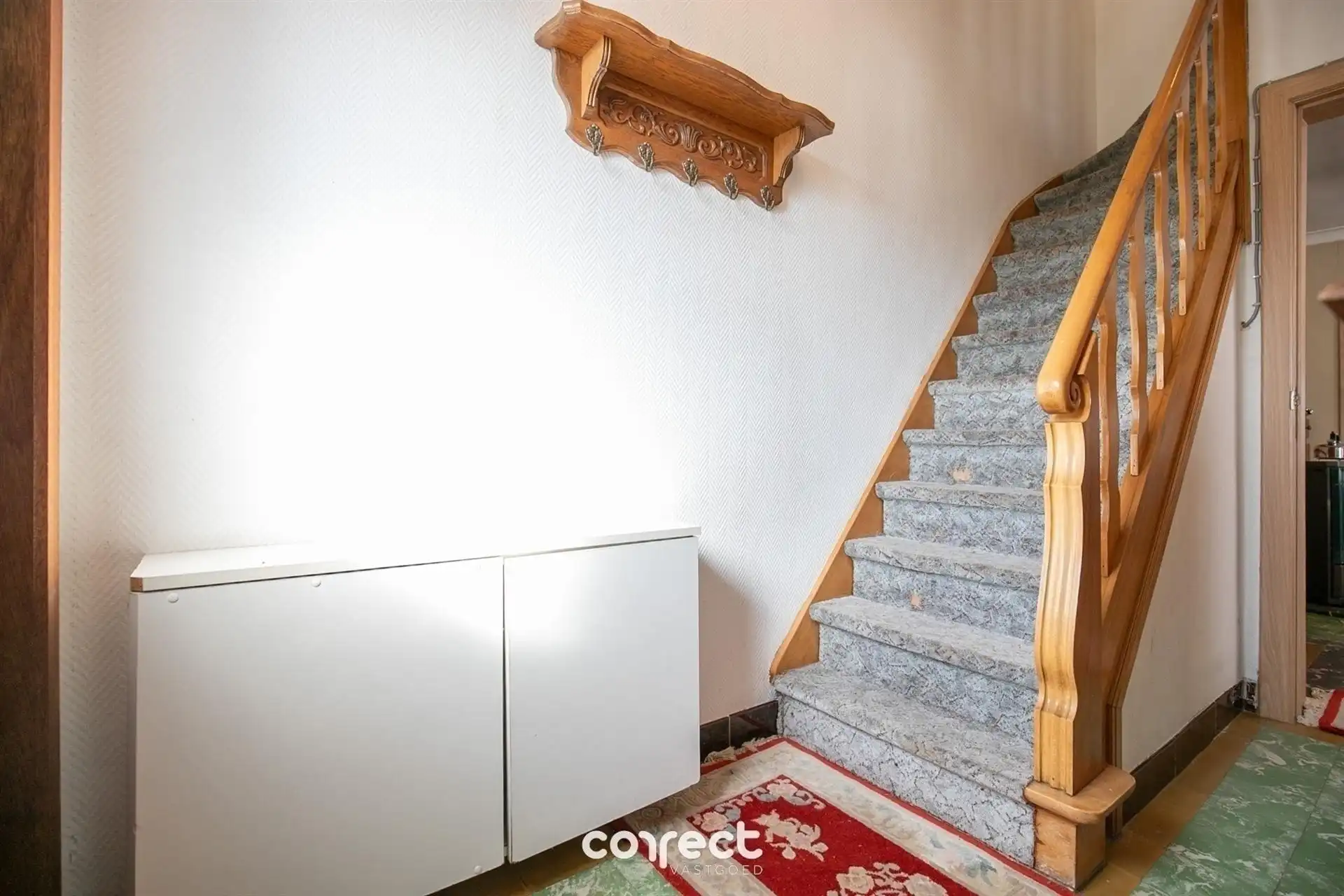 Landelijk gelegen woning met potentieel. foto 8