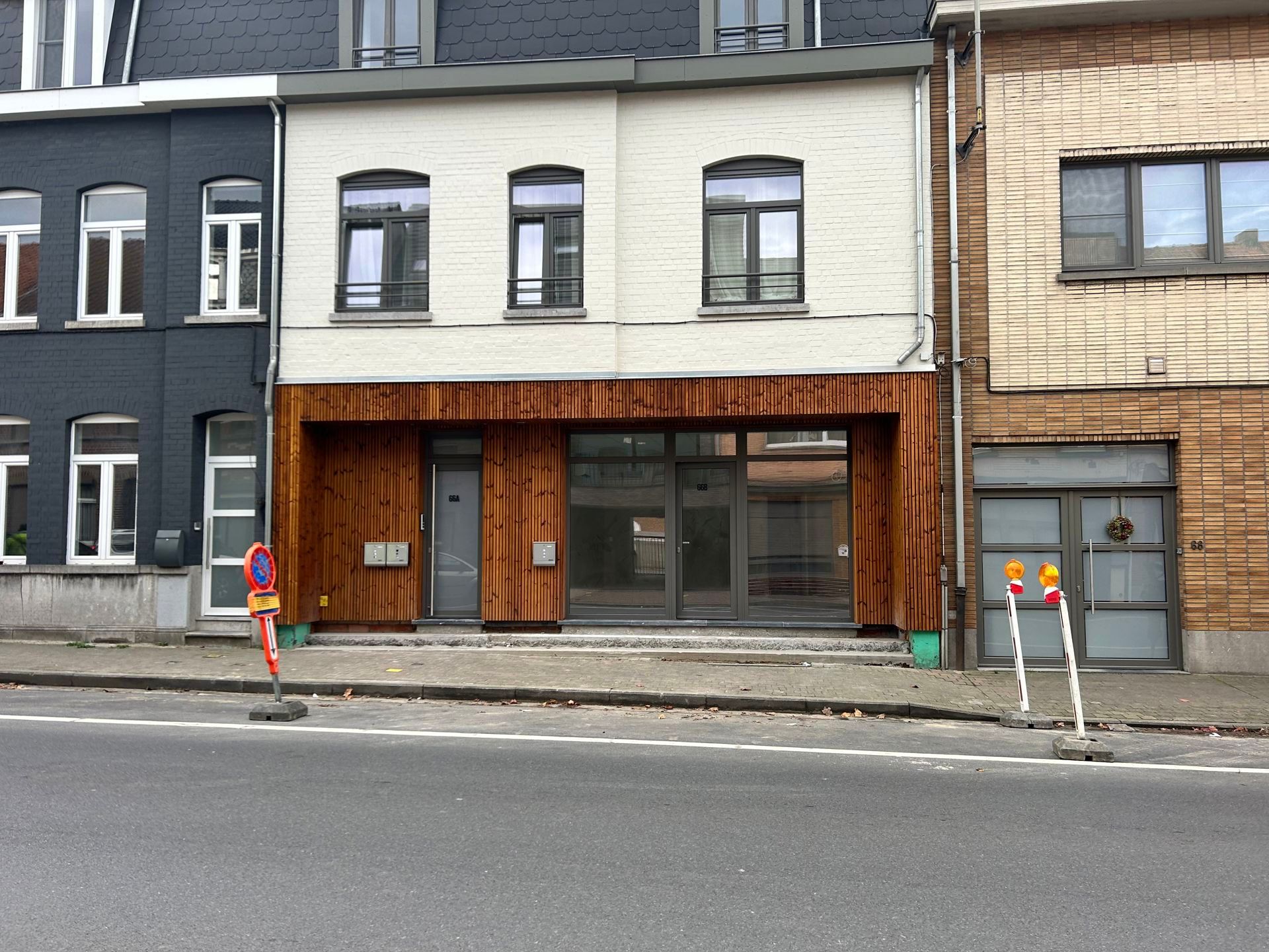 Kantoor te huur in centrum ronse foto {{pictureIndex}}