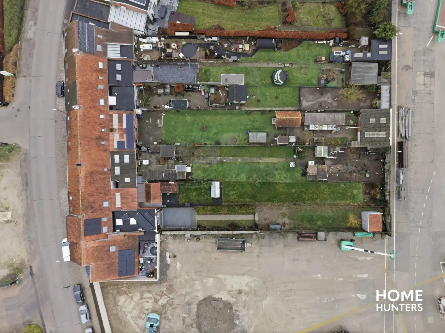 Te renoveren woning met 3 slaapkamers en ruime garage in Vlamertinge foto 27