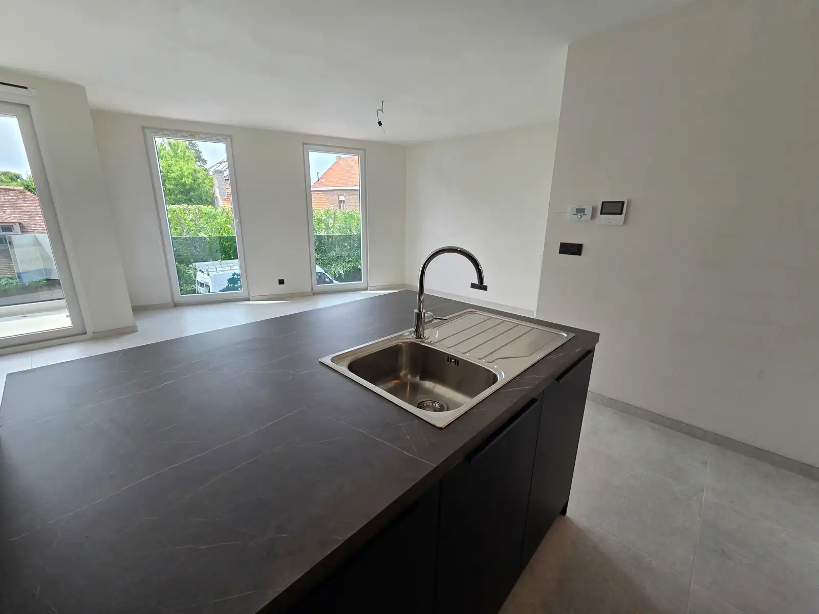Nieuwbouwappartement met 2 slaapkamers en terras! foto 3