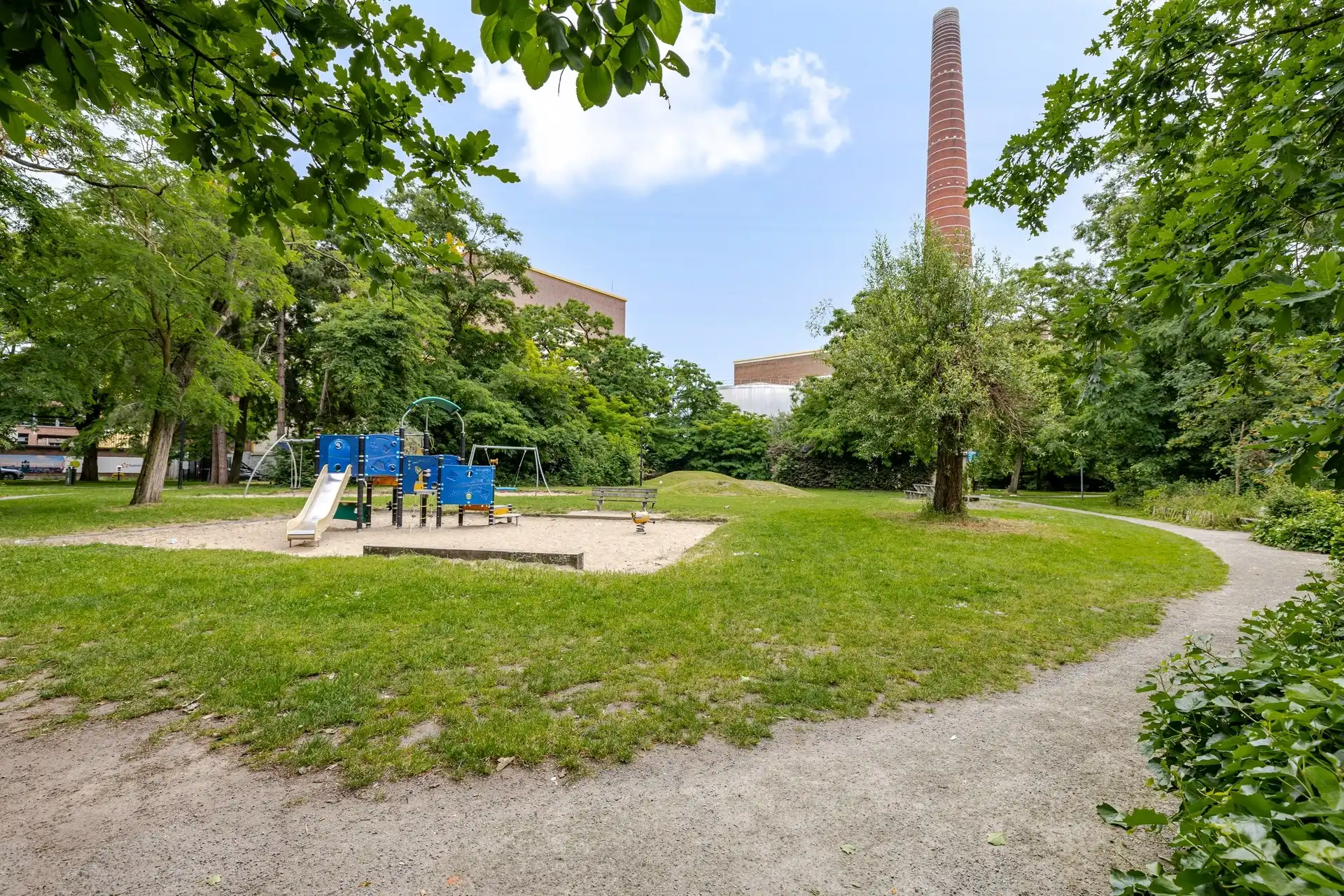 Te renoveren woning, met 4 slaapkamers, centrum Gent! foto 5