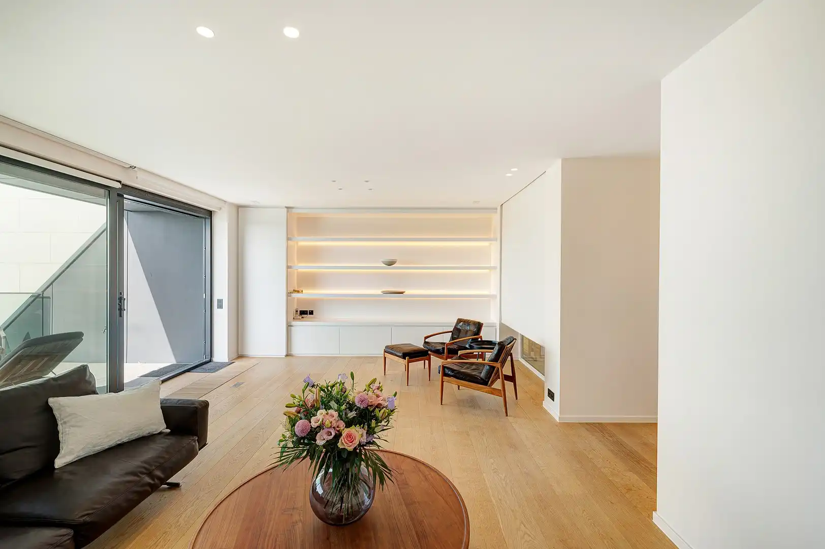 Luxueus appartement met frontaal zicht op het Zegemeer. foto 5