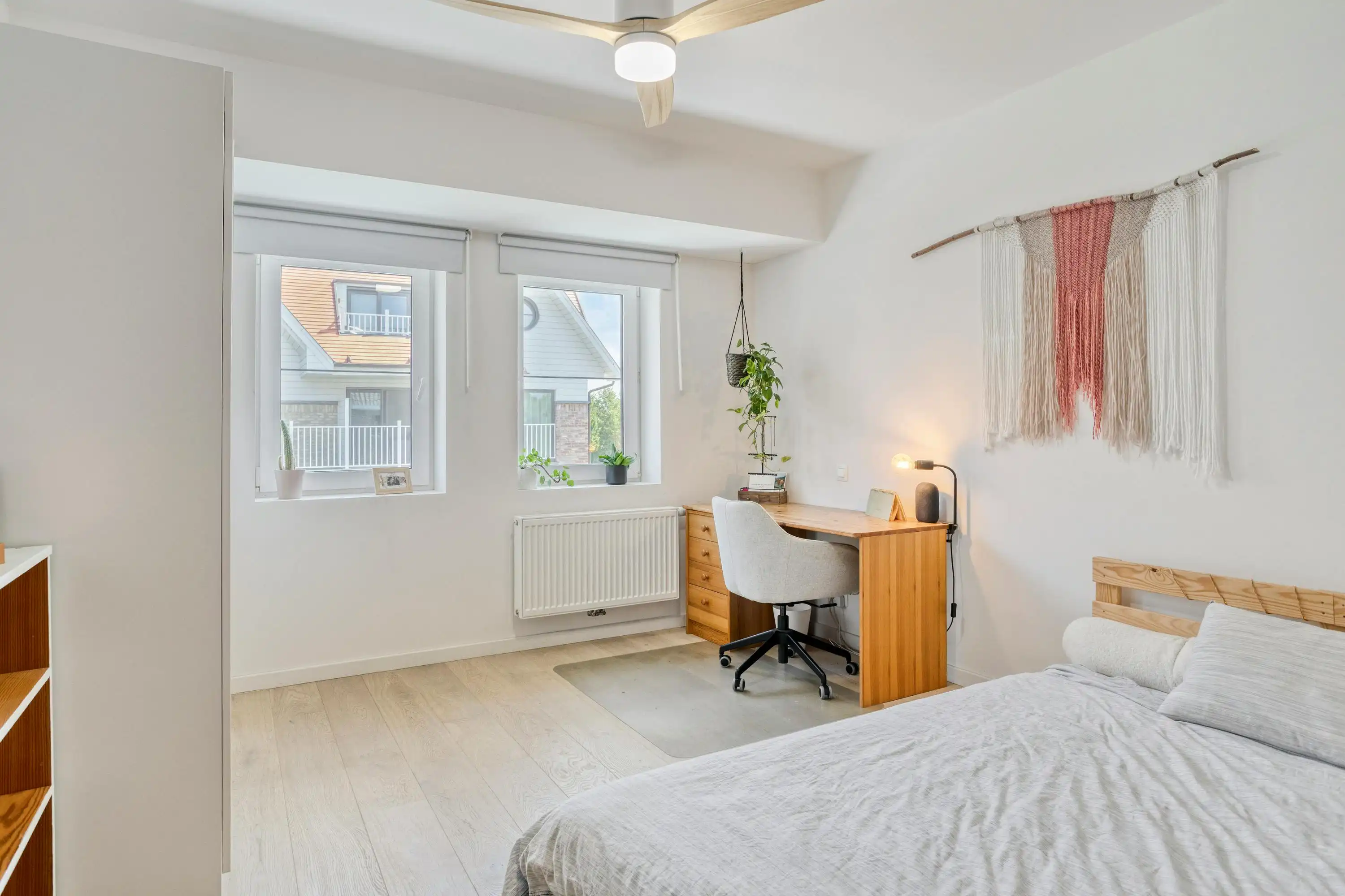 Ruim nieuwbouwhuis met 5 slaapkamers te Sijsele te koop foto 11
