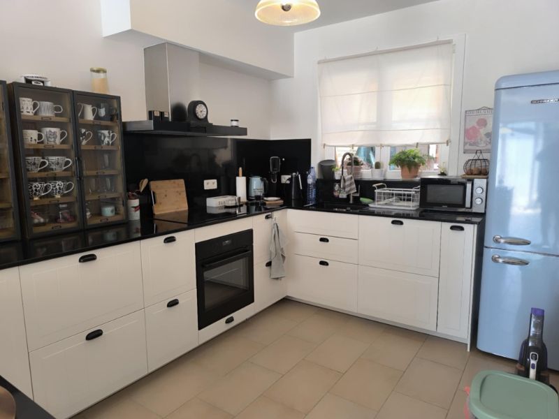 Intapklare woning met dubbele garage foto 21