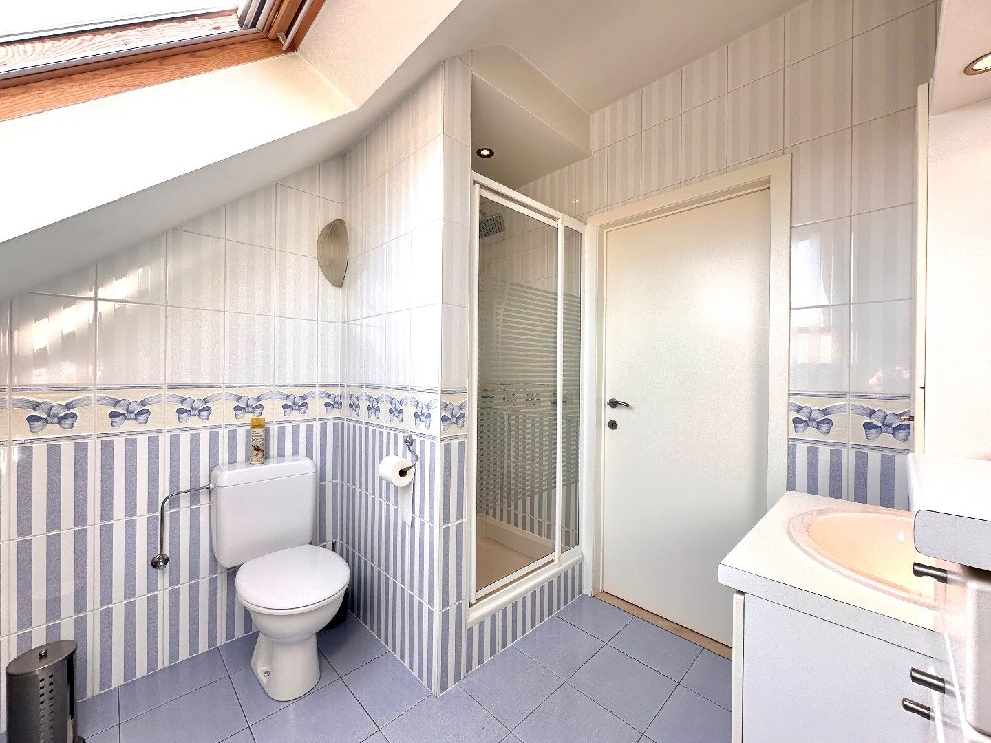 Zeer ruime, moderne gezinswoning op toplocatie in Tongeren foto 35