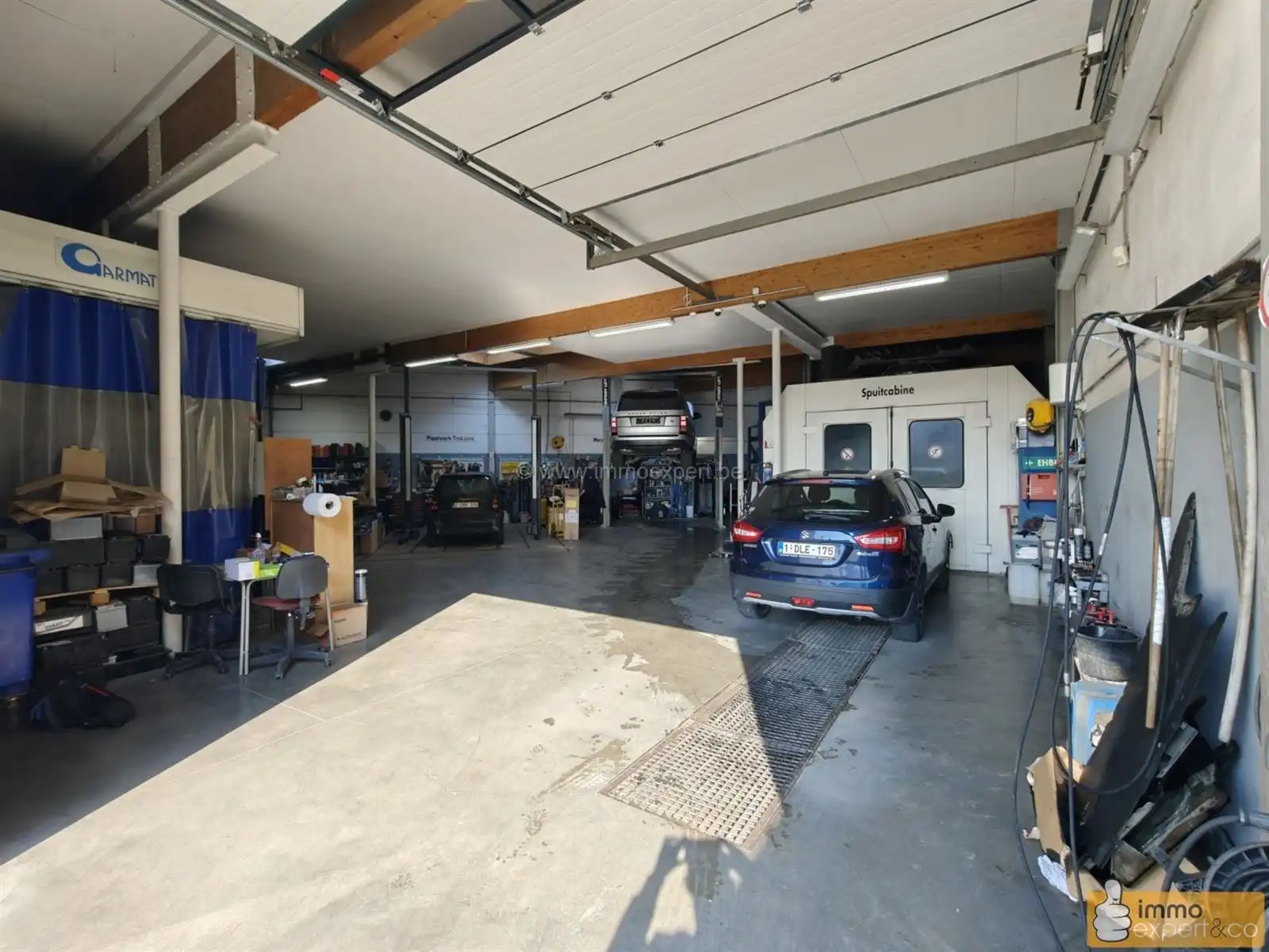 ROOSDAAL : Goed gelegen en volledig uitgeruste werkplaats / carrosserie bedrijf foto 6