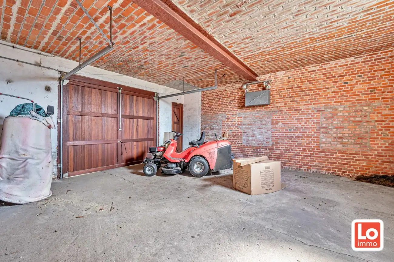 VERKOCHT! Statige open woning met ruim bijgebouw op groot perceel grond in het centrum van Kalken! foto 25