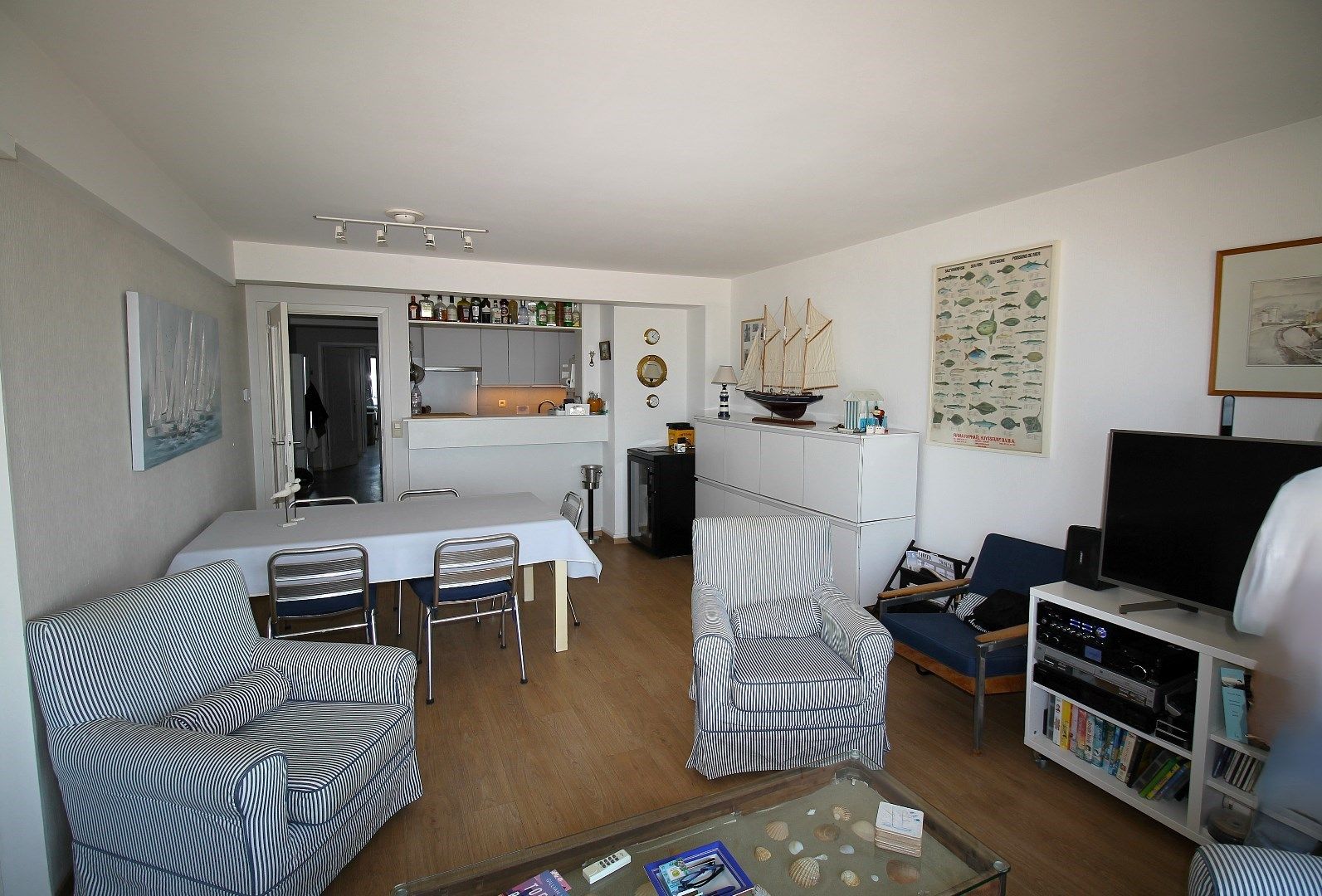 Ruim appartement met zeezicht te Wenduine foto 3