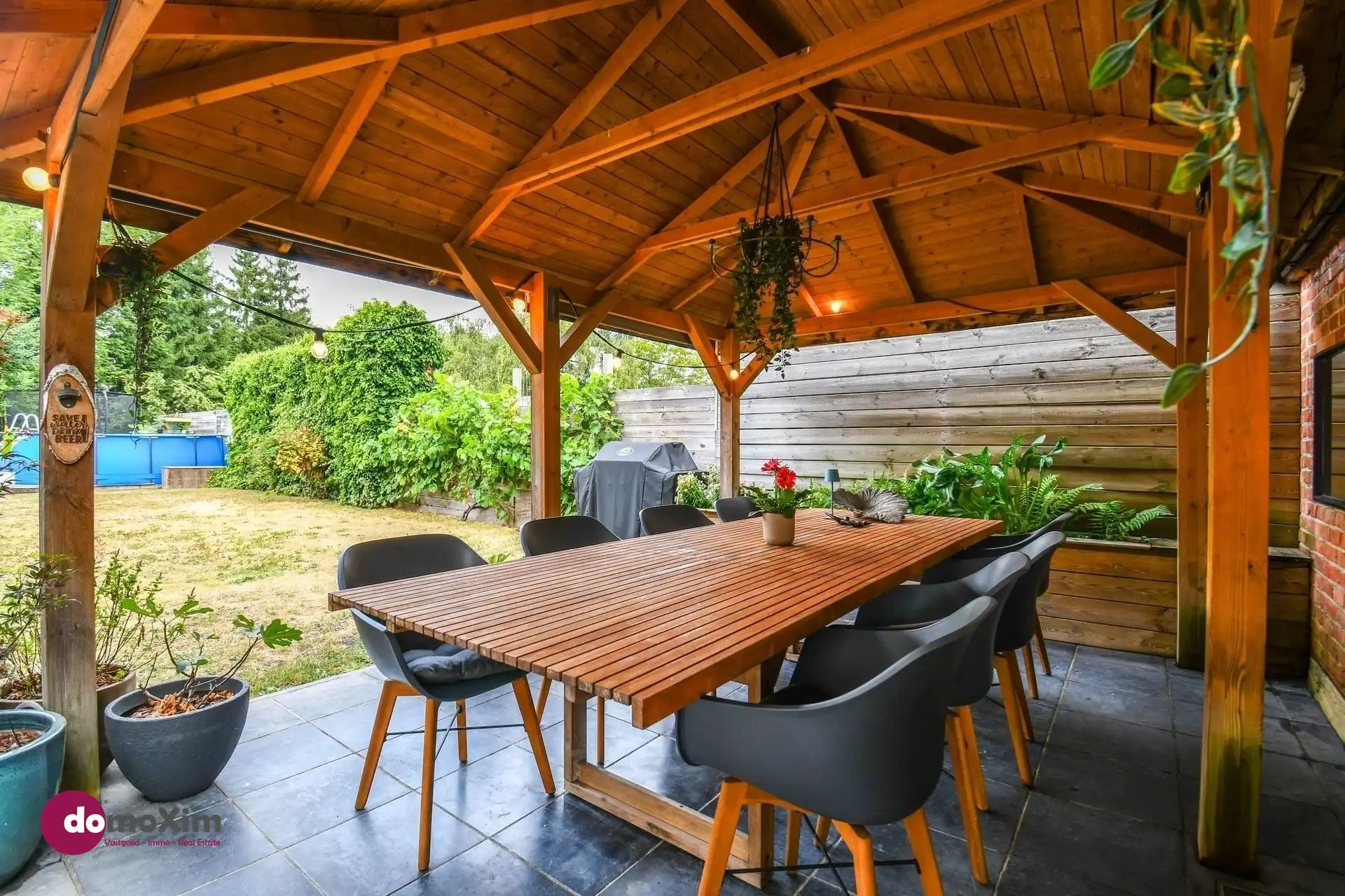 Instapklare woning met ruime hangar nabij het centrum van Hever foto 24