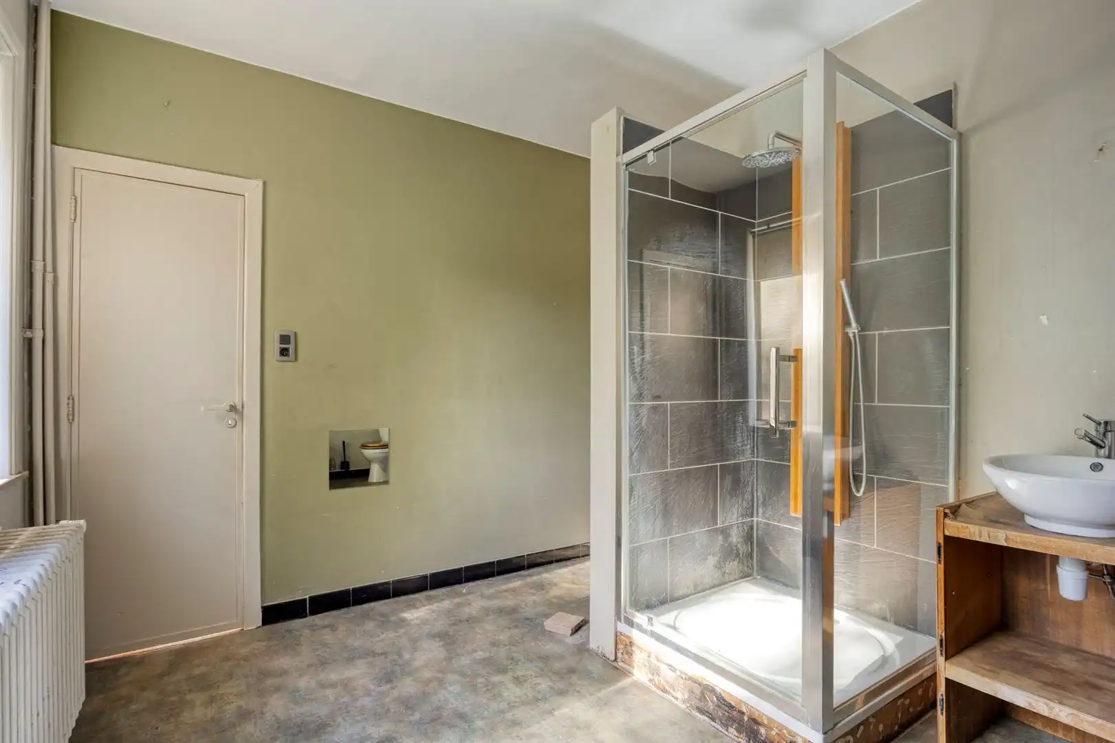 Ruime woning vlakbij het centrum foto 18