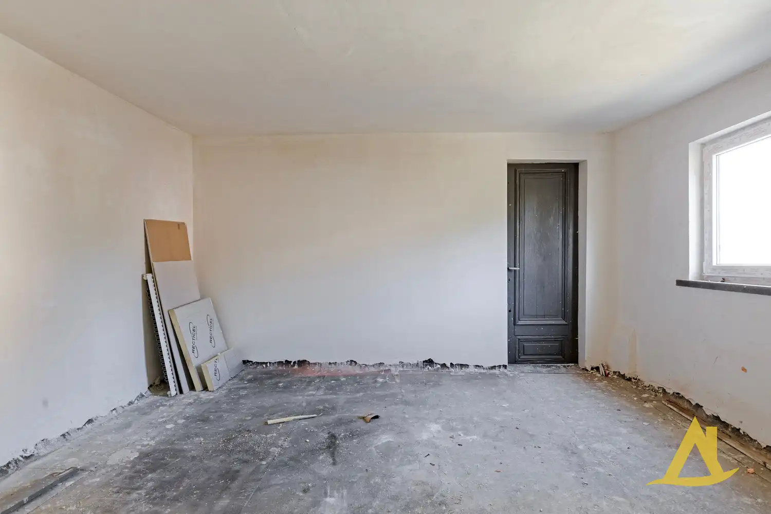 WONING MET ZEER VEEL MOGELIJKHEDEN TE DIEST! foto 25