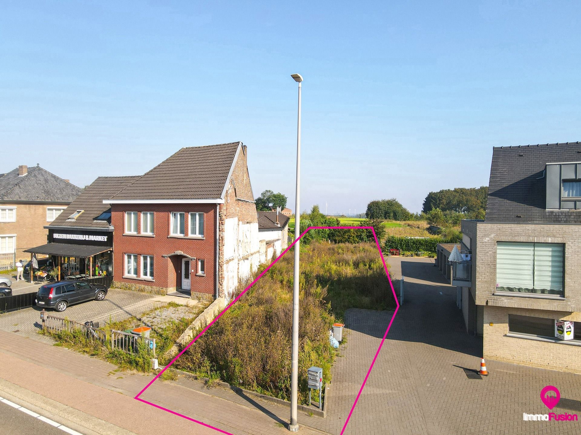 Vergunde projectgrond voor 3 Appartementen op Toplocatie! foto 3
