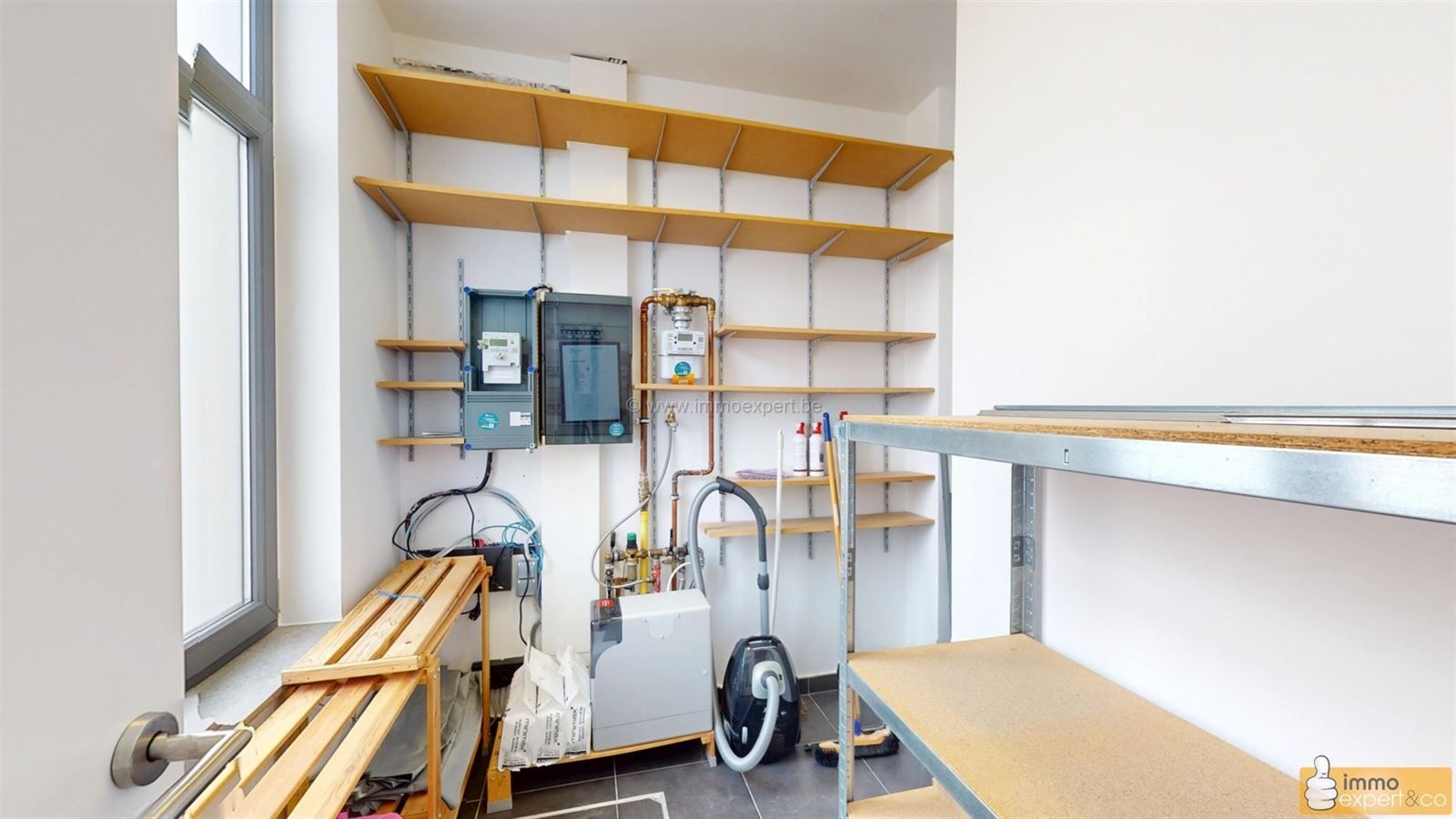 TERNAT: Woning met 2 slpks, pal in het centrum foto 4