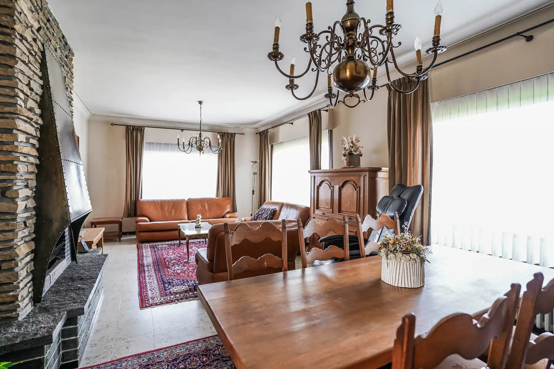 Te renoveren, vrijstaande woning op een perceel van 1070 m² foto 13