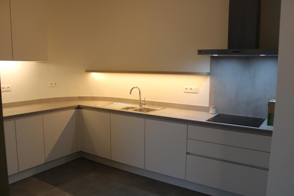 Zeer ruim en energiezuinig appartement met autostaanplaats foto 4