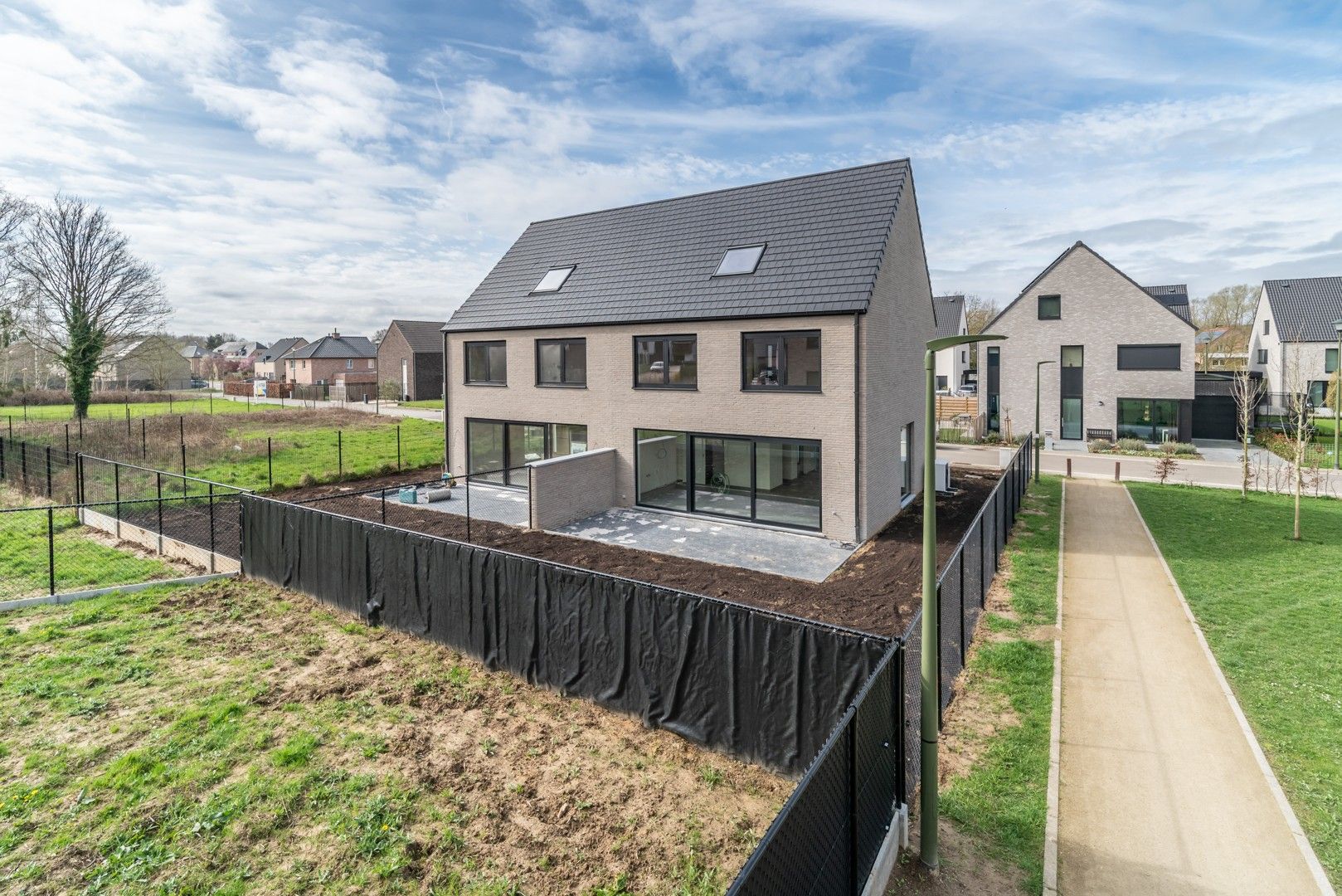 Prachtige halfopen nieuwbouwwoning te Sint-Joris-Weert ! foto 16