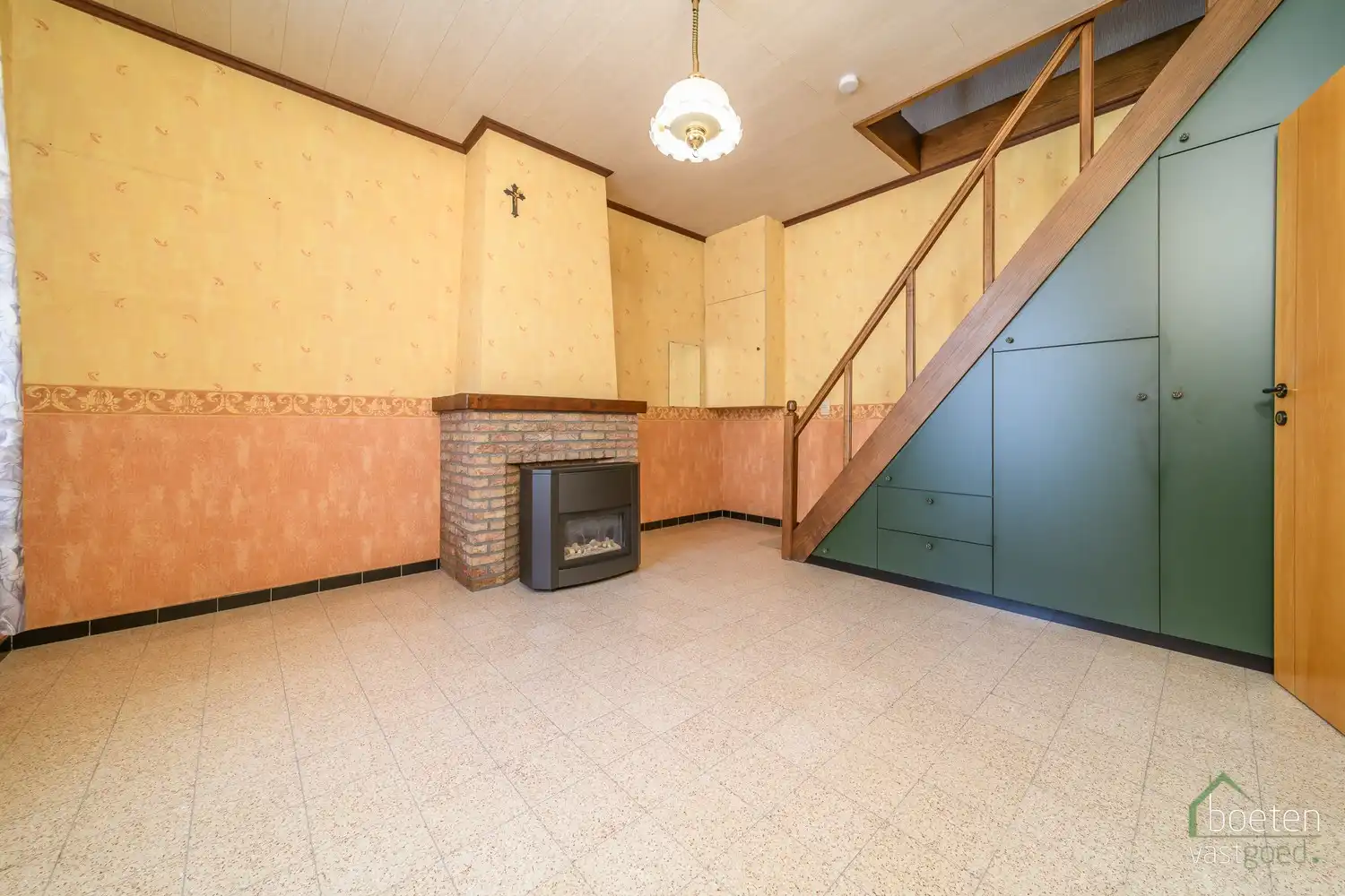 GIJVERINKHOVE: Degelijk woonhuis met 3 slaapkamers, loods (ca 100m²), zonneterras en -tuin op 545m² grondopp. foto 12