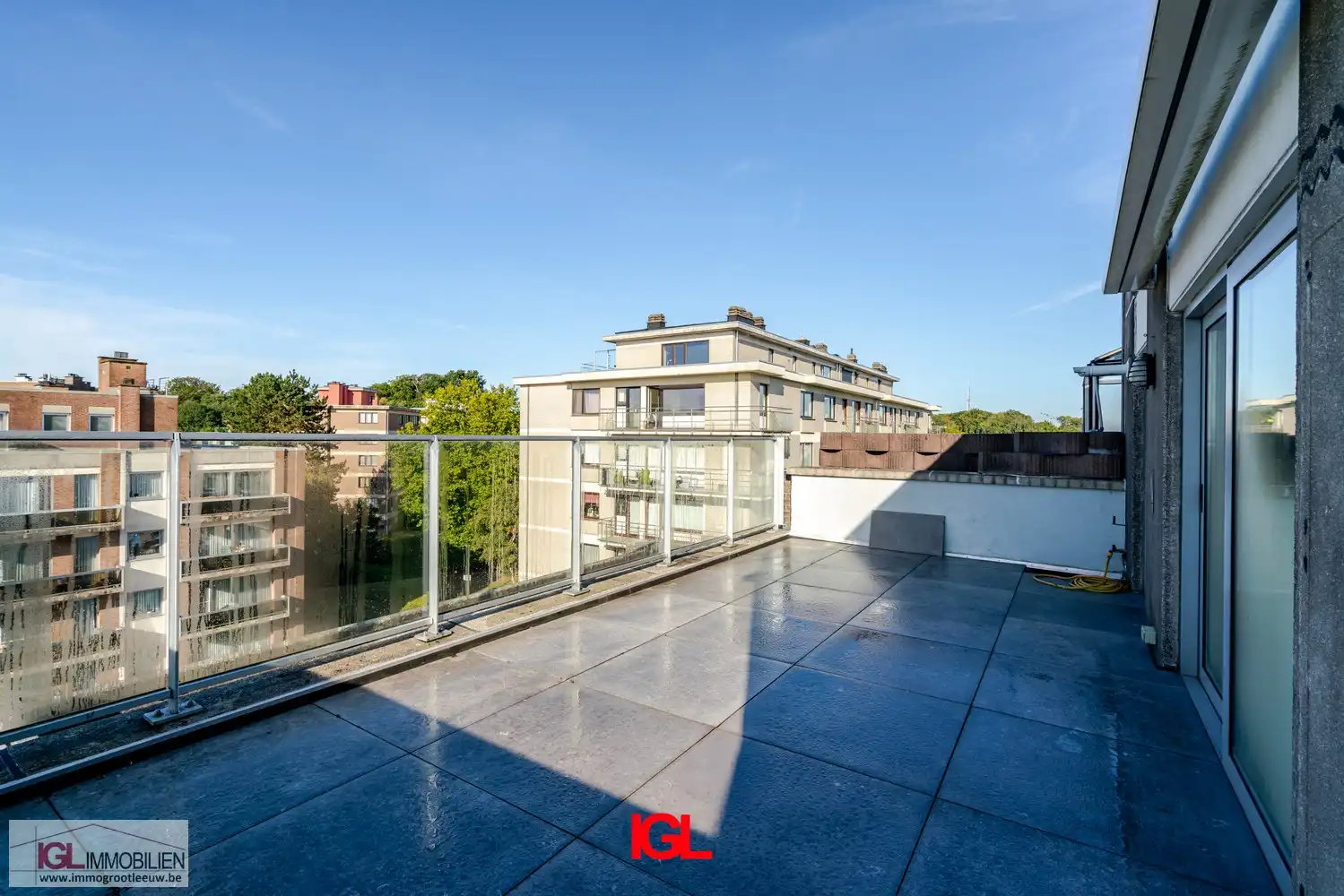 Penthouse-studio met 2 ruime terrassen te koop in Dilbeek foto 9