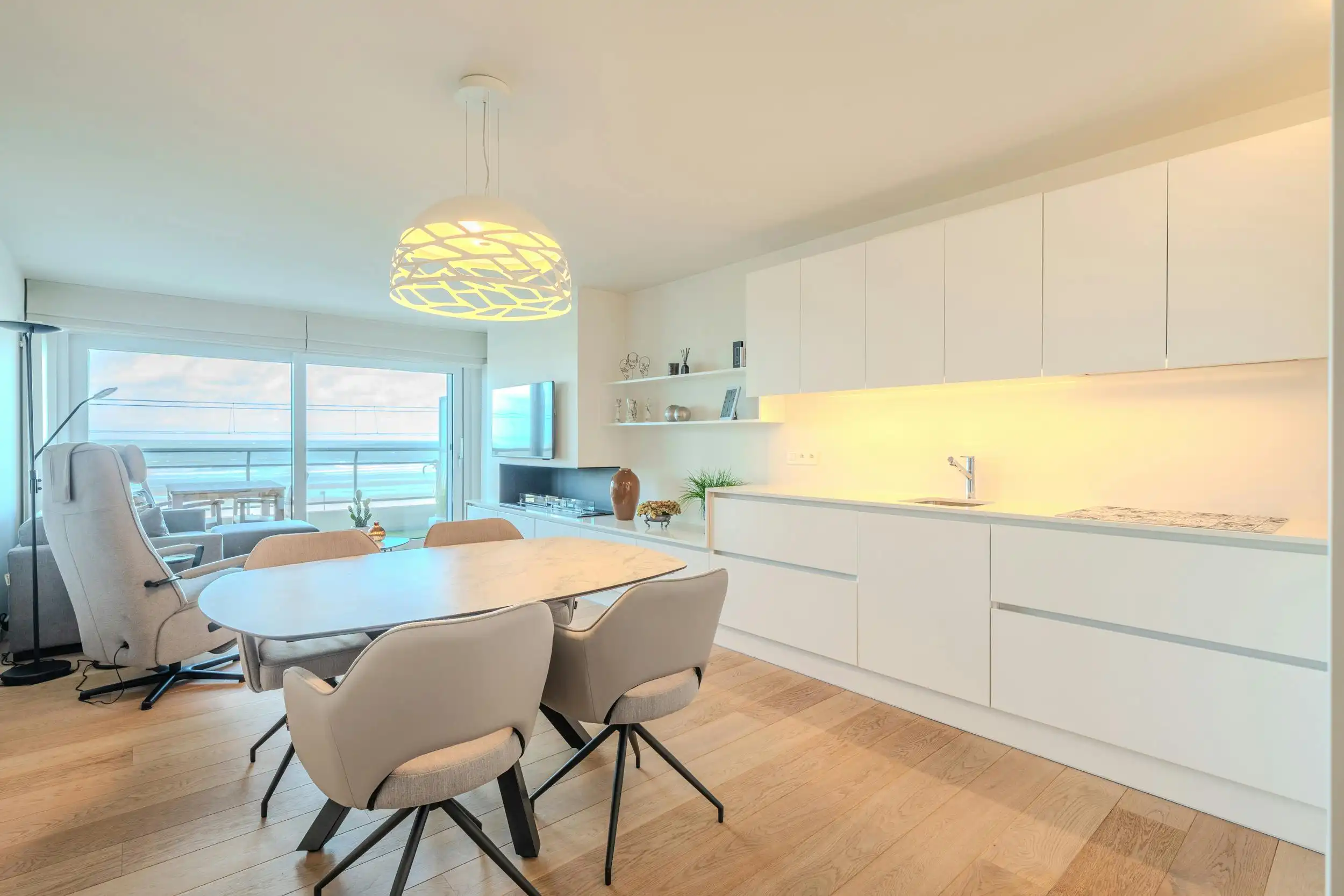 Prachtig éénslaapkamer appartement te koop op de Zeedijk te Middelkerke! foto 4