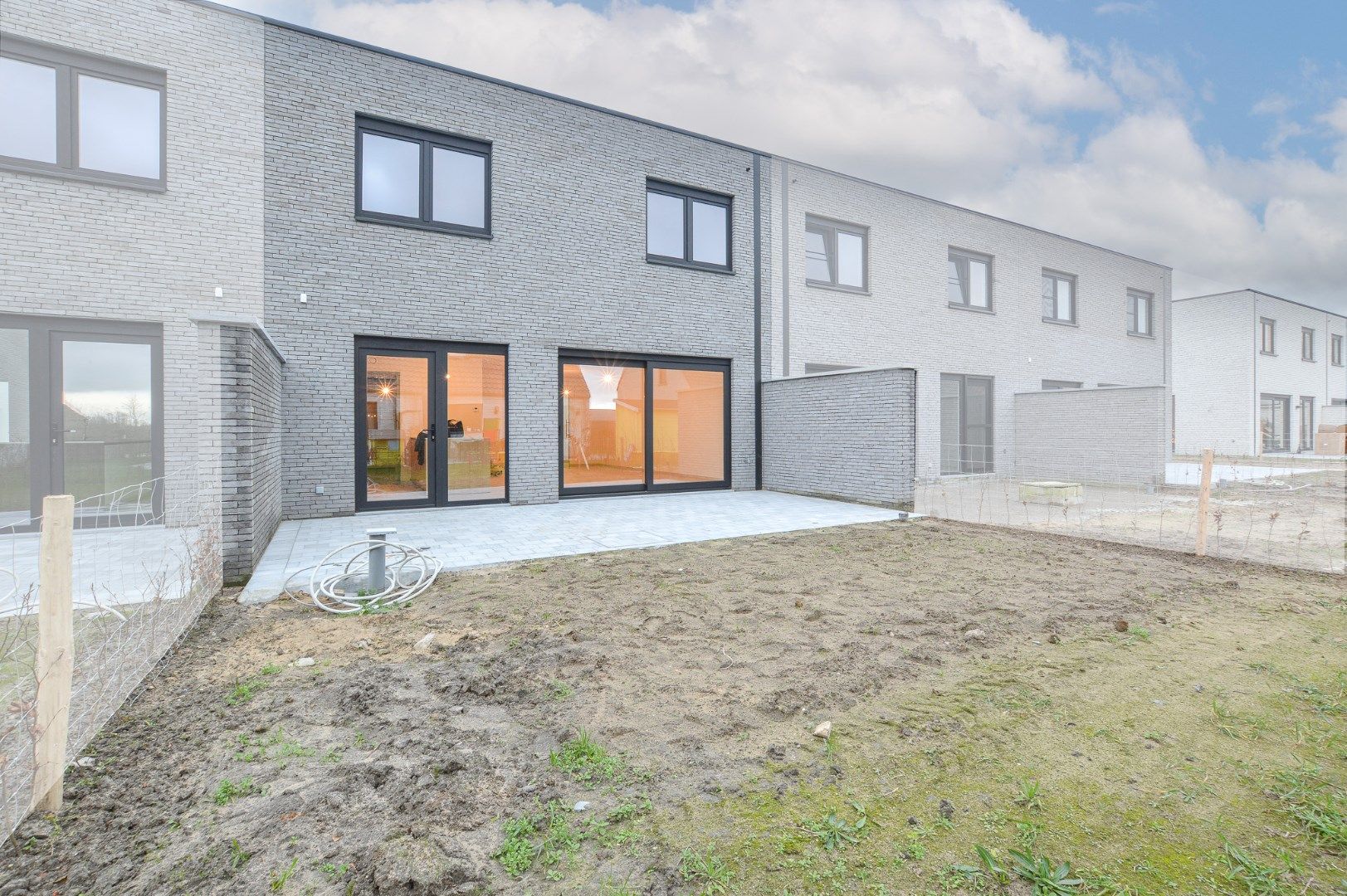 Energiezuinige en hoogwaardig afgewerkte nieuwbouwwoning te Roksem. foto 12