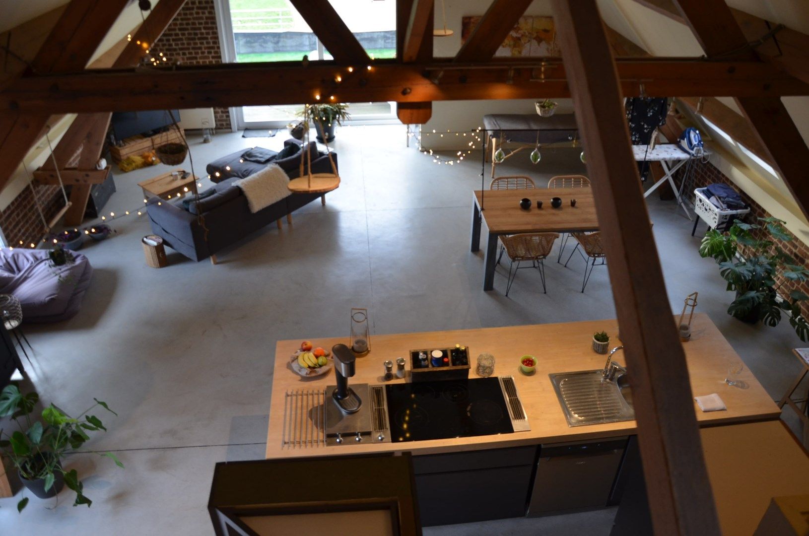 Moderne loft met ruim terras en garage foto 9