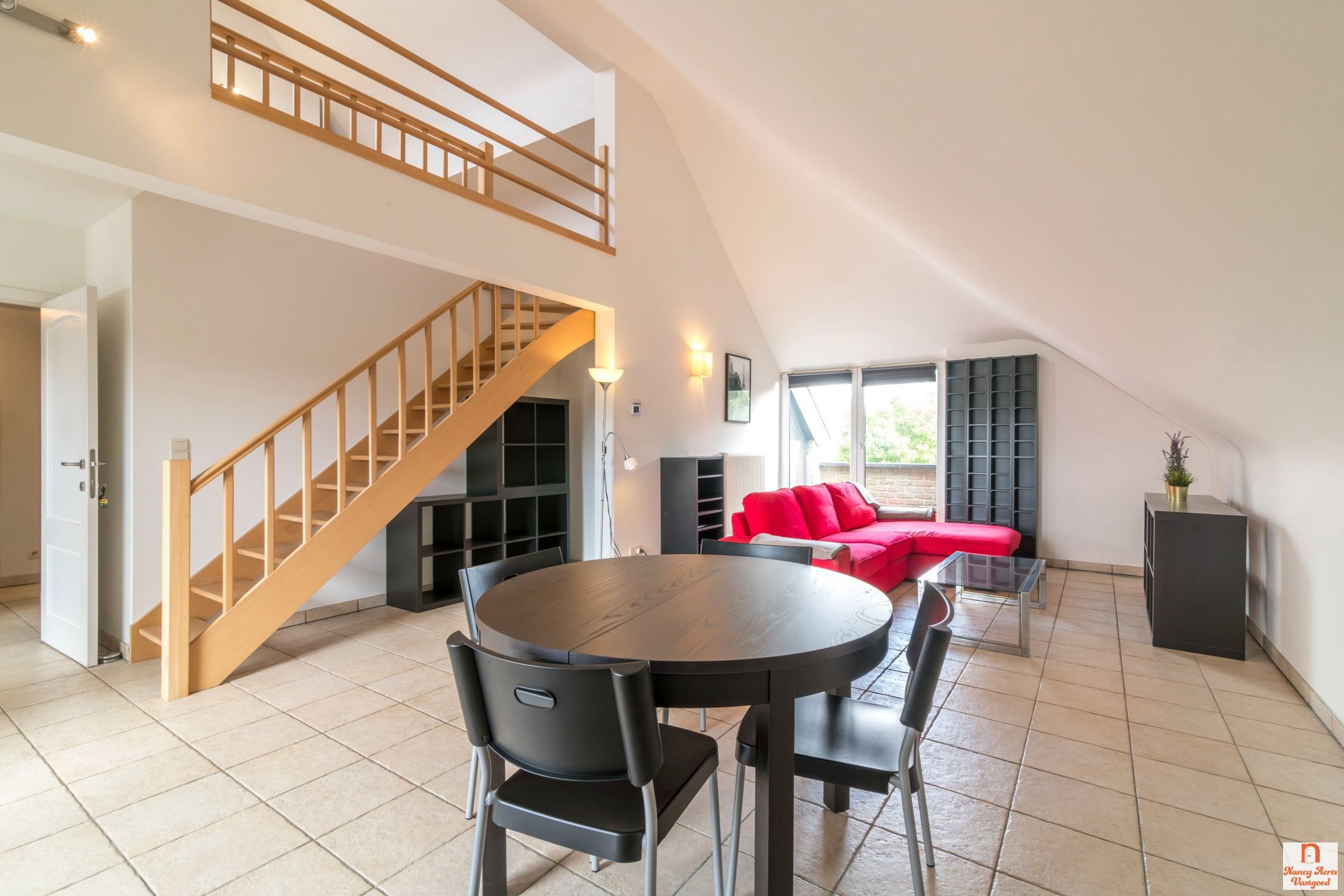 Appartement met autostaanplaats in hartje Koersel foto 5