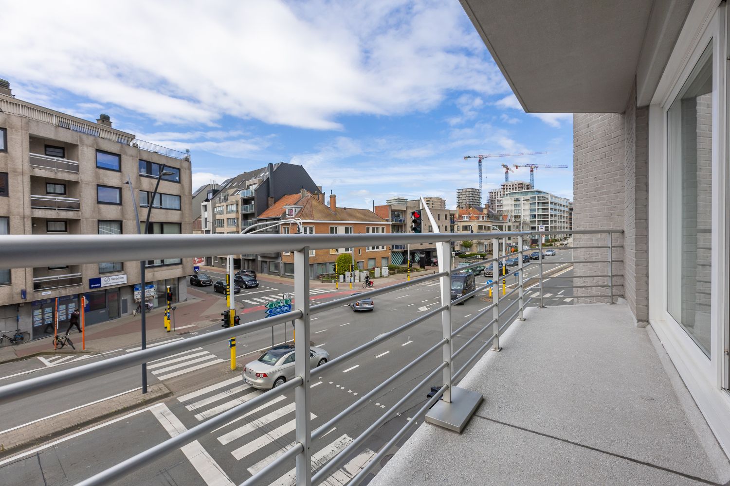 2 slaapkamer appartement met een zonnig terras nabij de zee foto 4